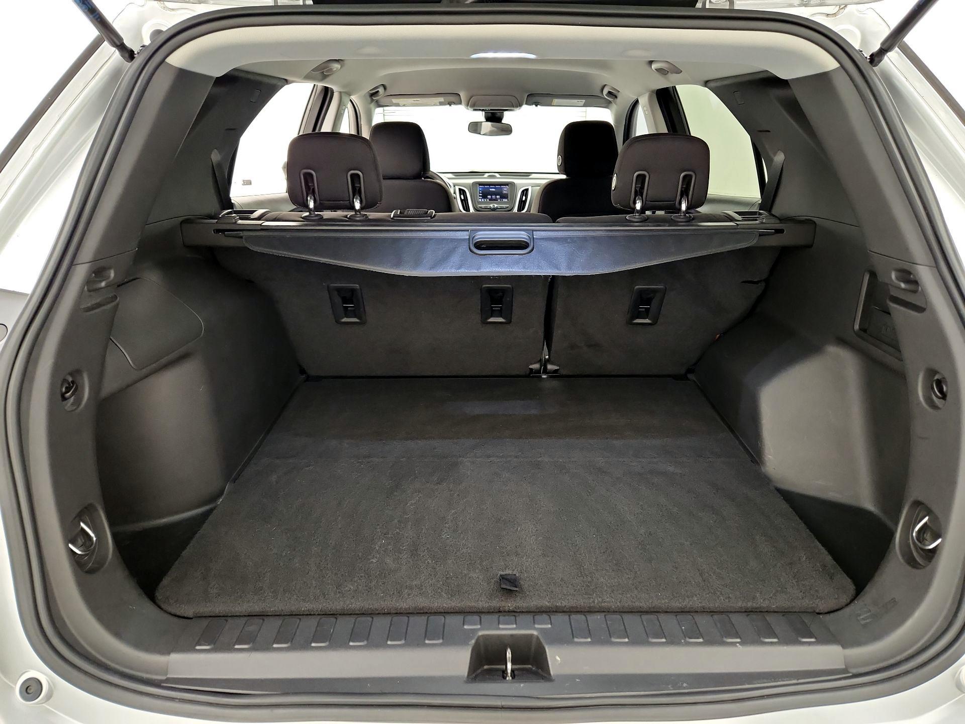 Thumbnail: 2020 Chevrolet Equinox - 20