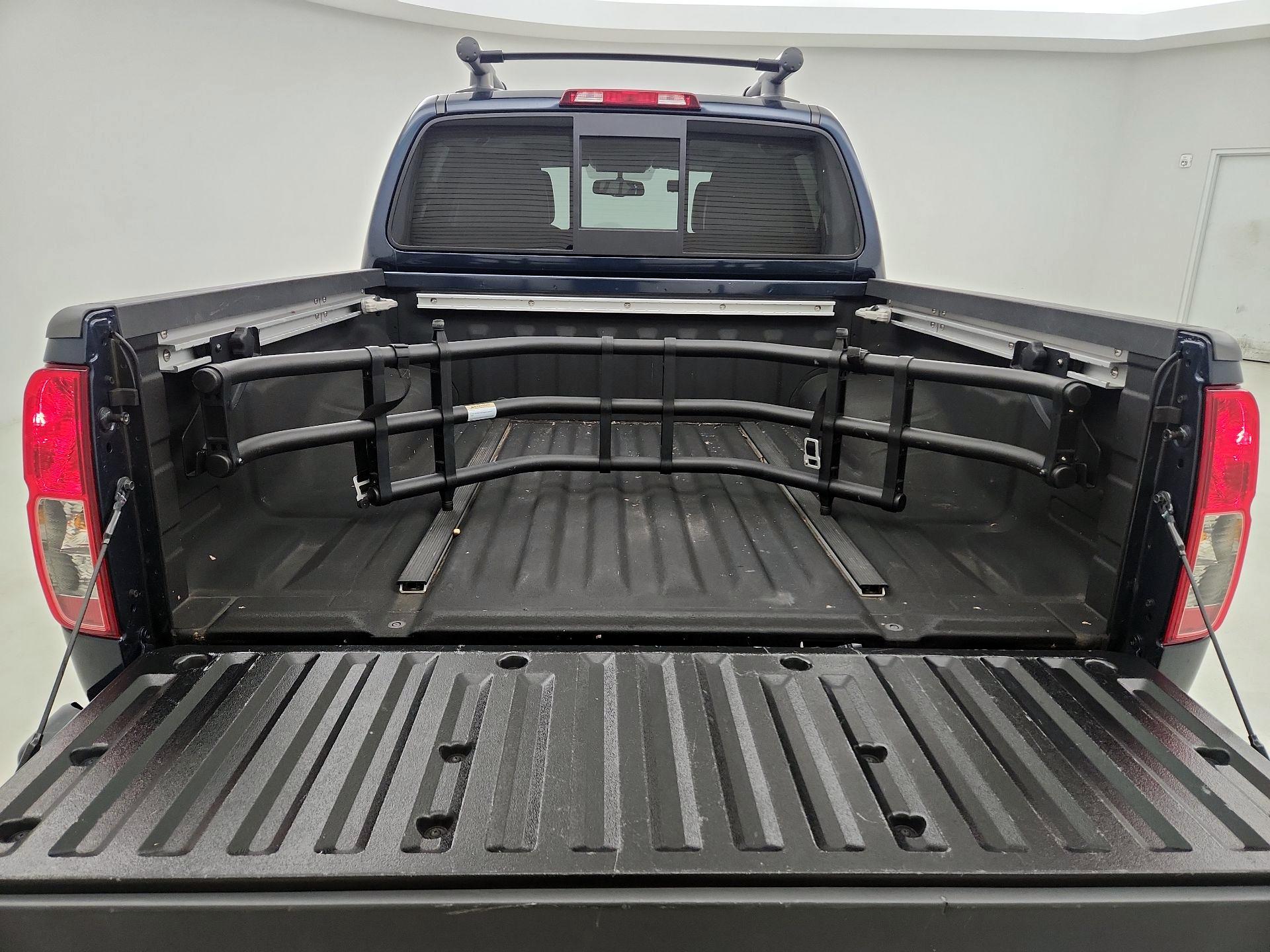 Thumbnail: 2021 Nissan Frontier - 14