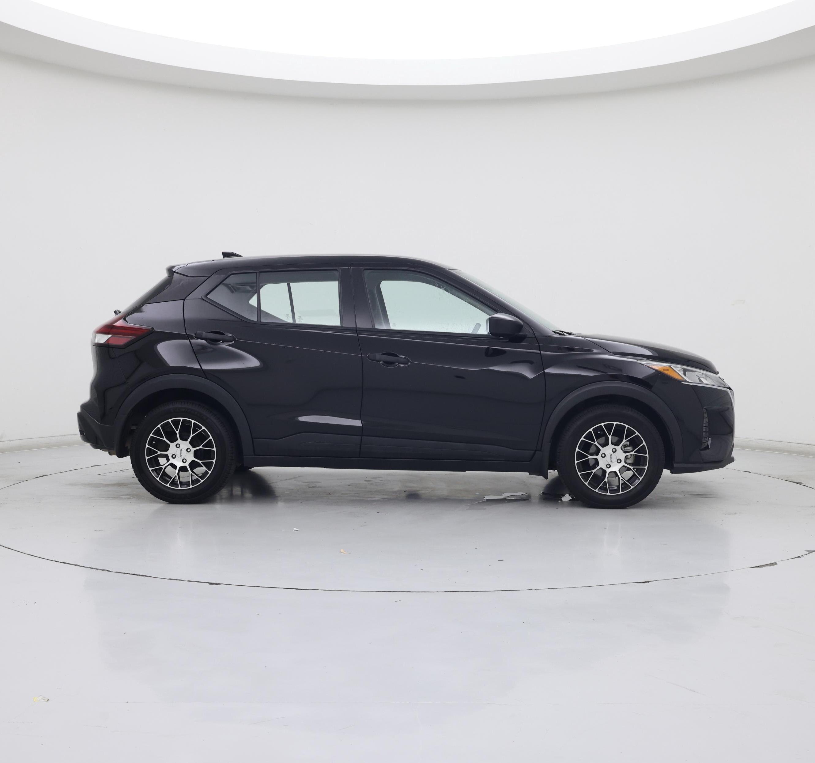 Thumbnail: 2022 Nissan Kicks - 7