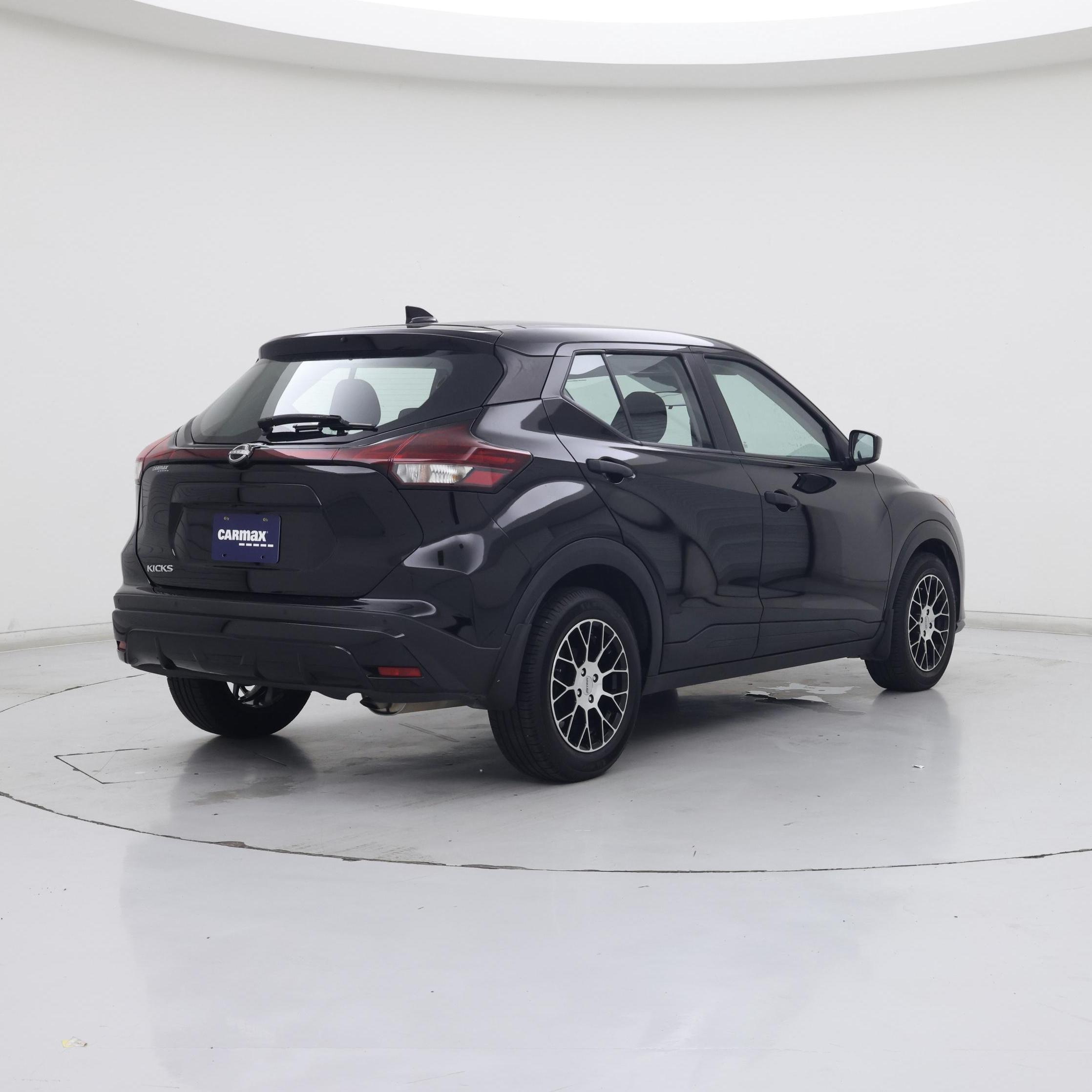 Thumbnail: 2022 Nissan Kicks - 8