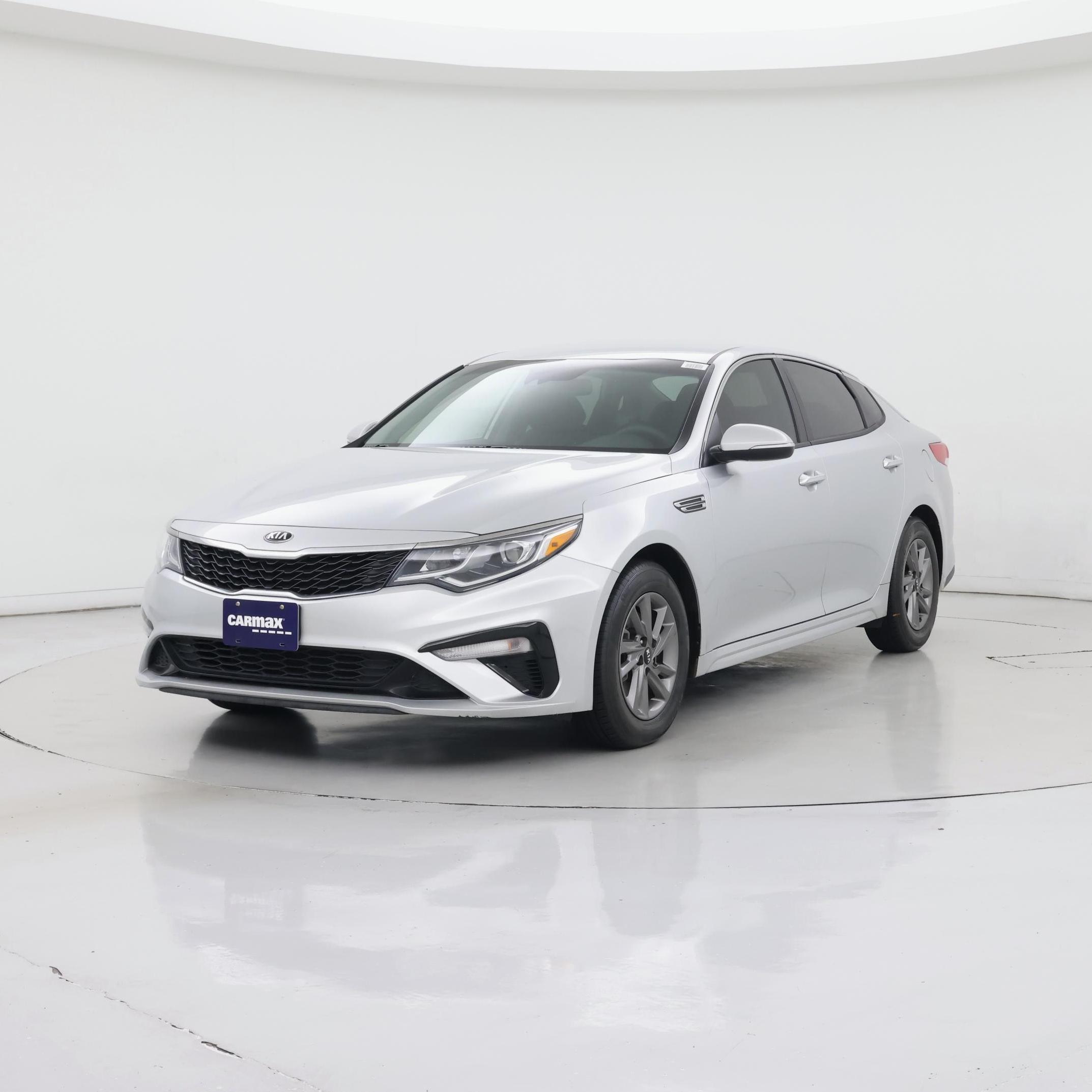 Thumbnail: 2020 Kia Optima - 4