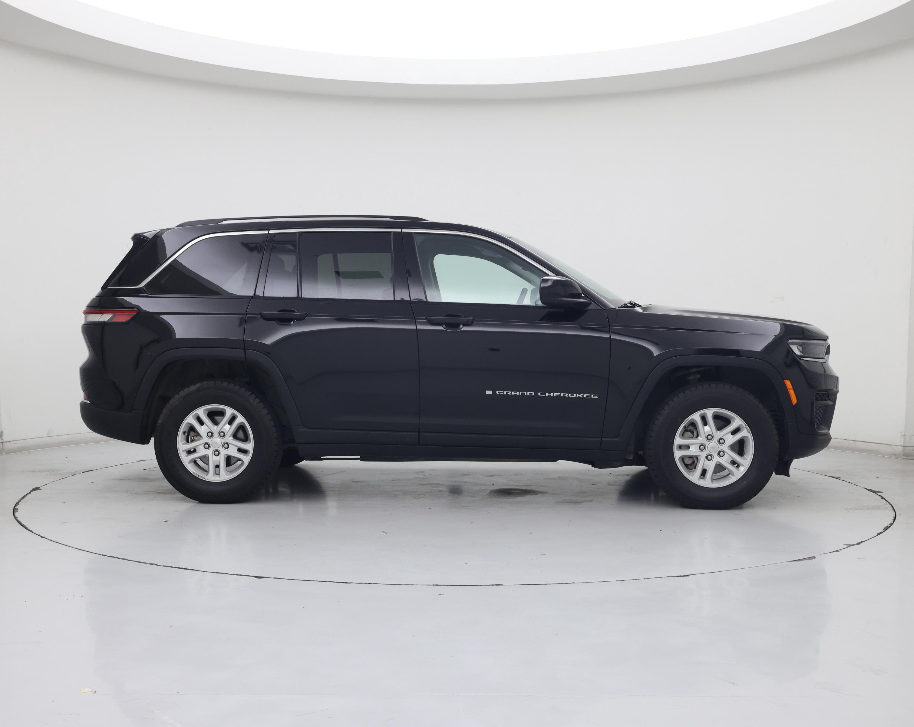 Thumbnail: 2024 Jeep Grand Cherokee - 7