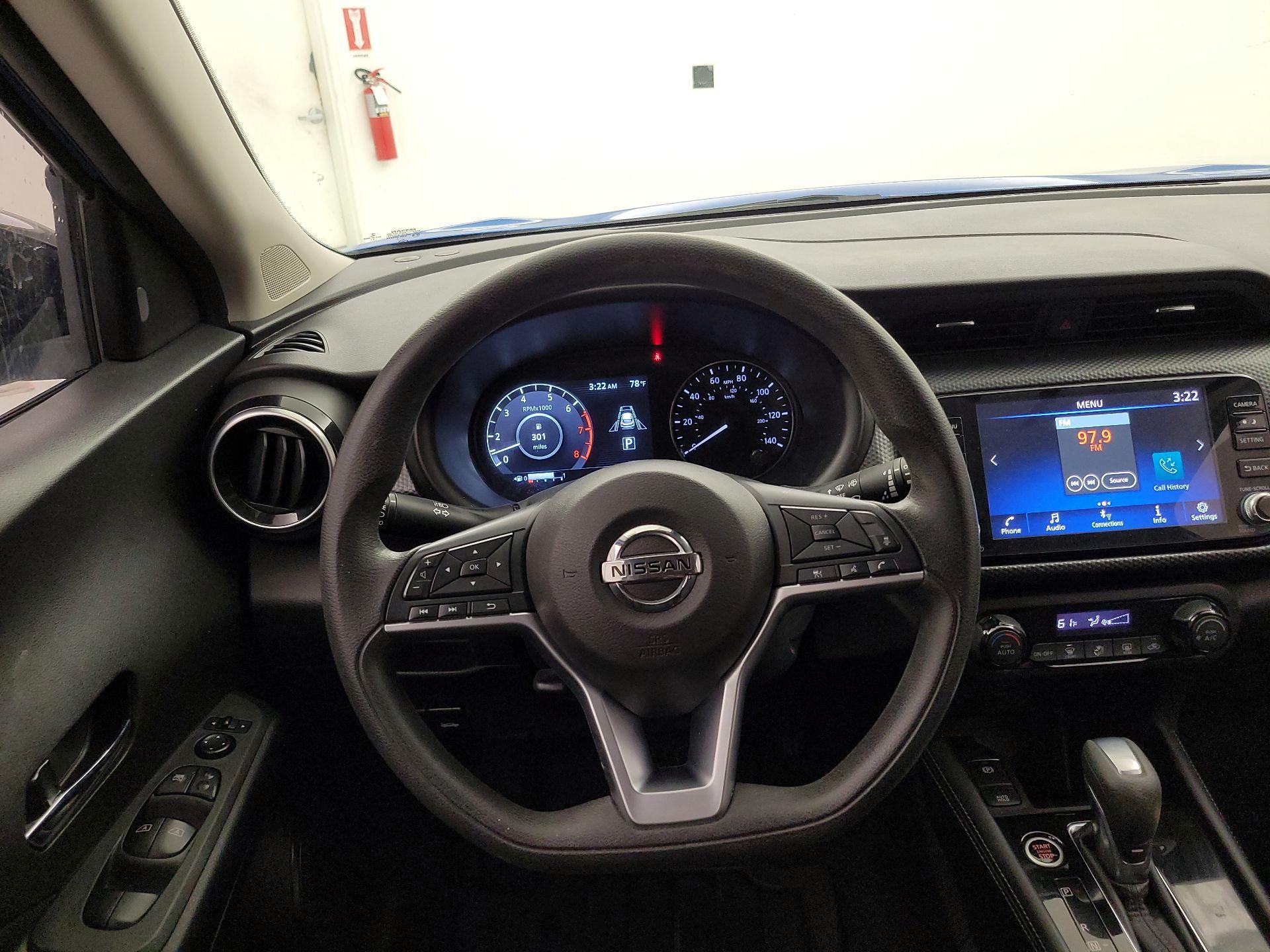 Thumbnail: 2021 Nissan Kicks - 10