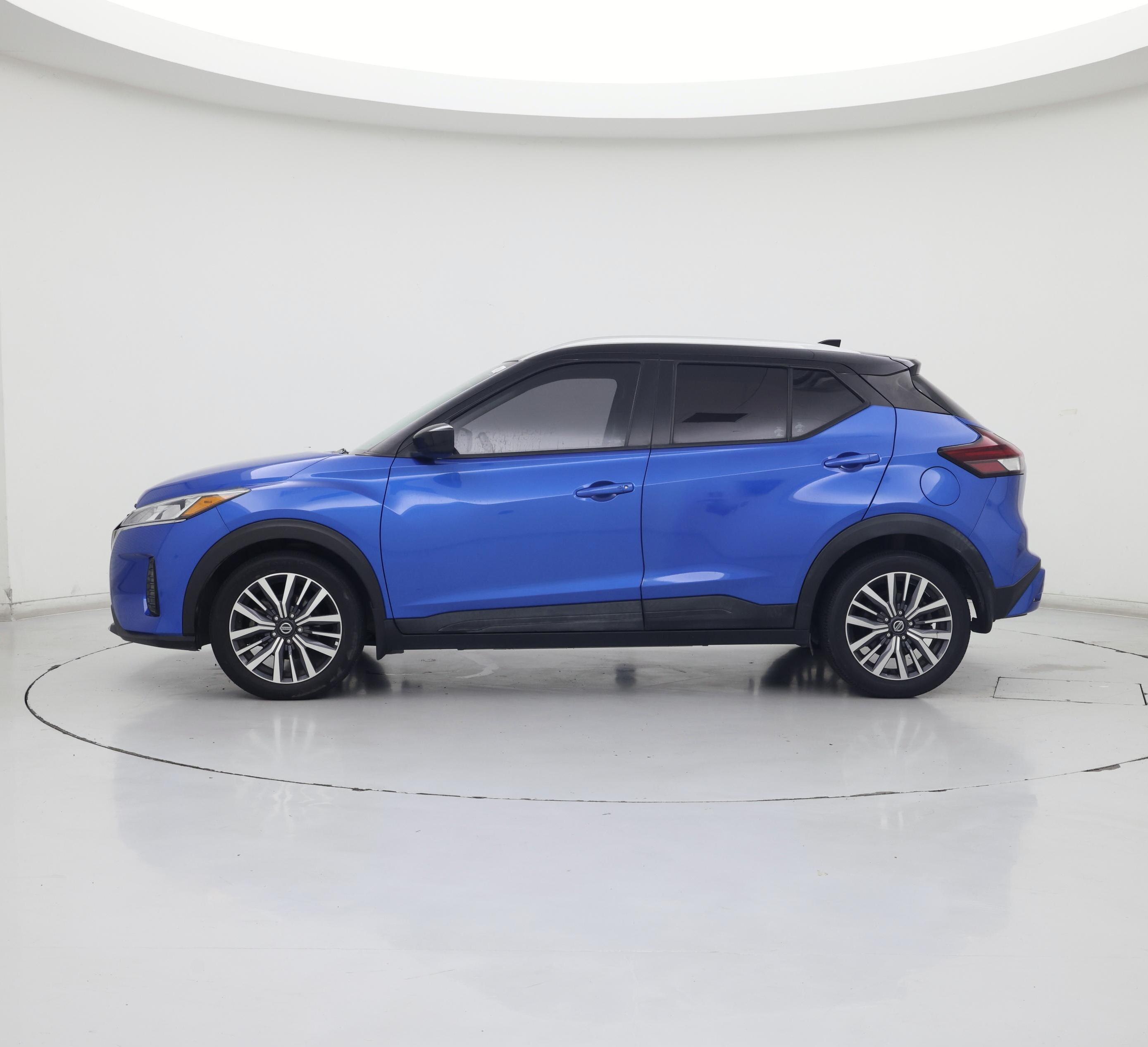 Thumbnail: 2021 Nissan Kicks - 3