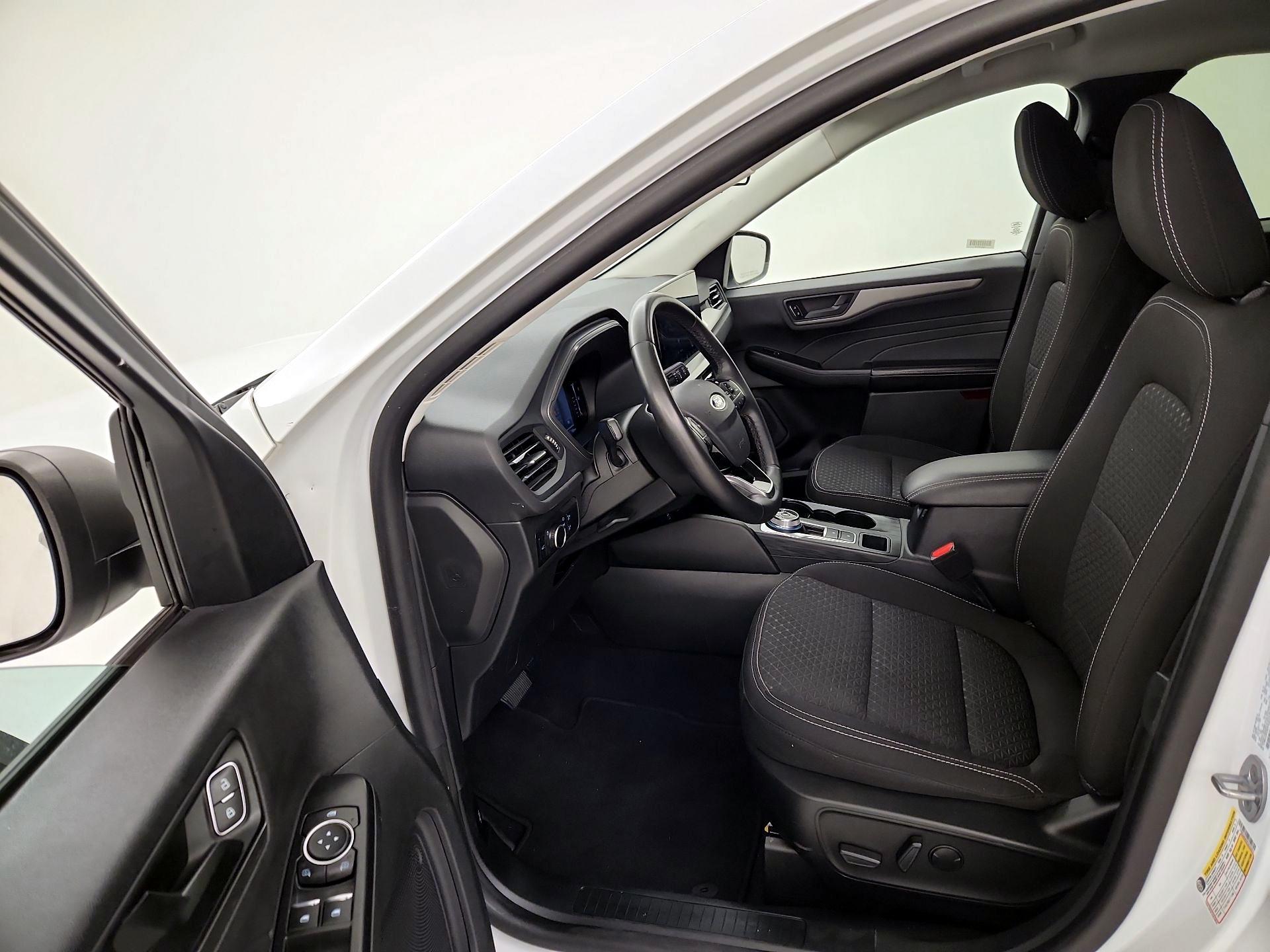 Thumbnail: 2023 Ford Escape - 11