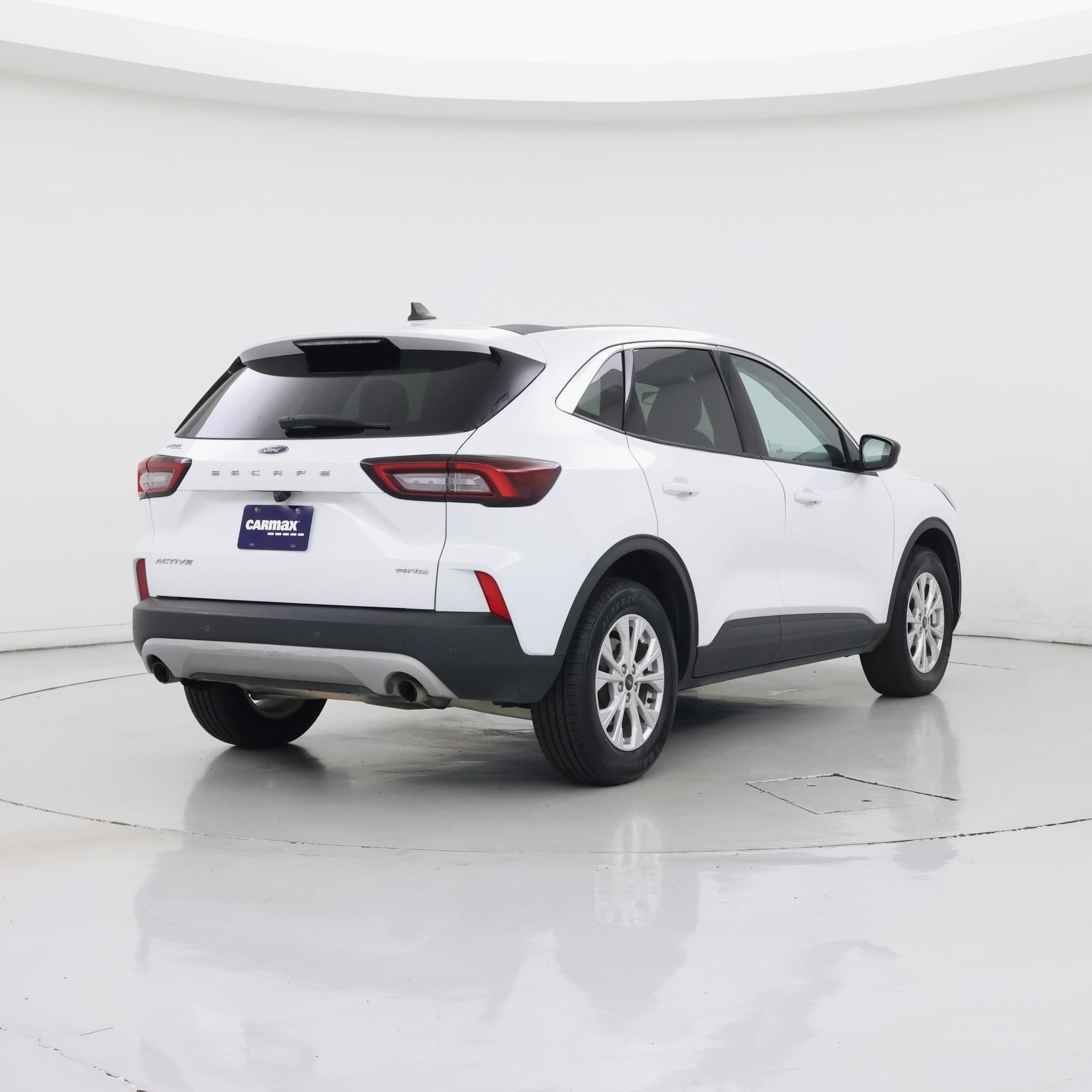 Thumbnail: 2023 Ford Escape - 8