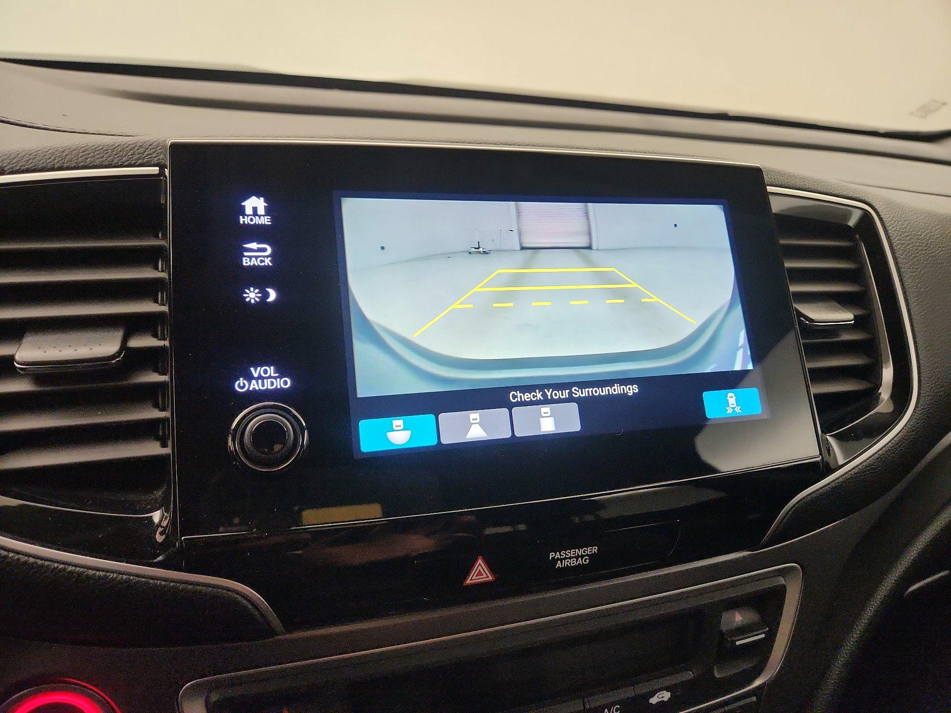 Thumbnail: 2020 Honda Pilot - 14