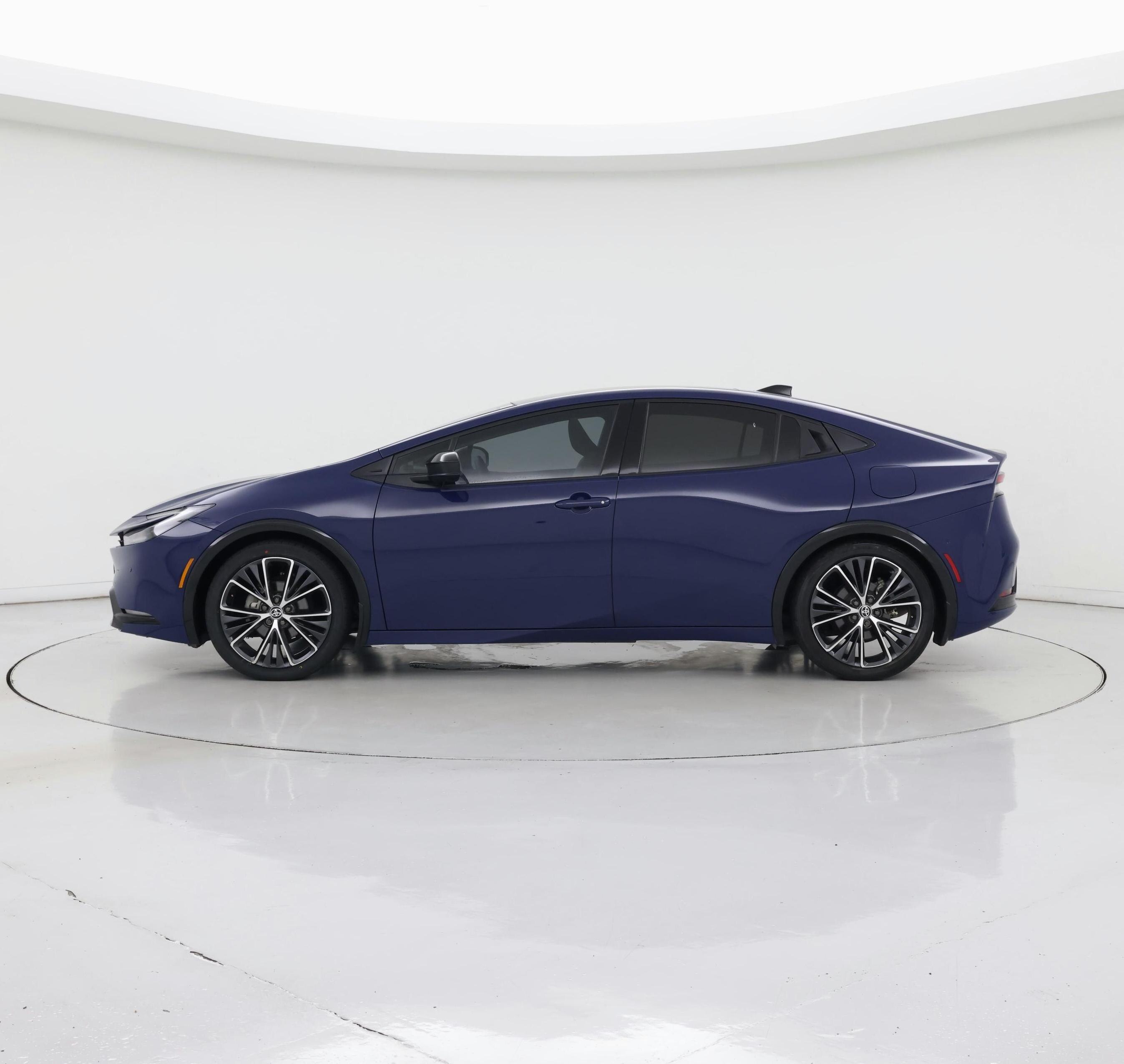 Thumbnail: 2024 Toyota Prius - 3