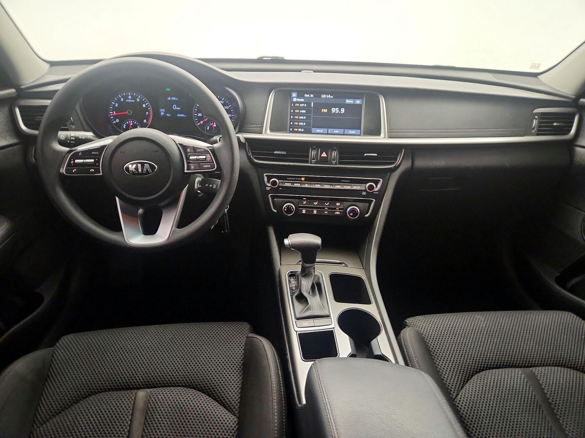 Thumbnail: 2020 Kia Optima - 9