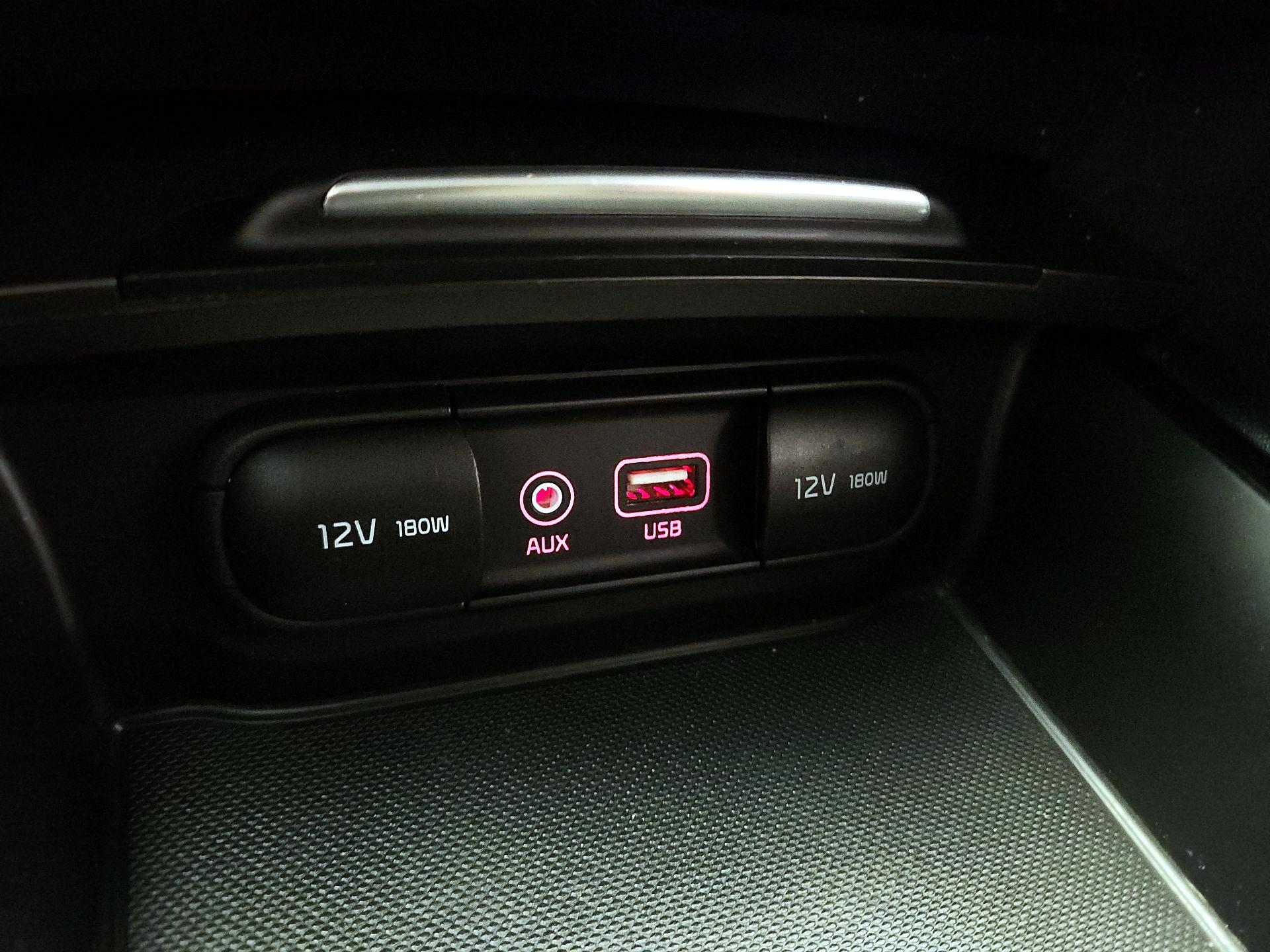 Thumbnail: 2020 Kia Optima - 18