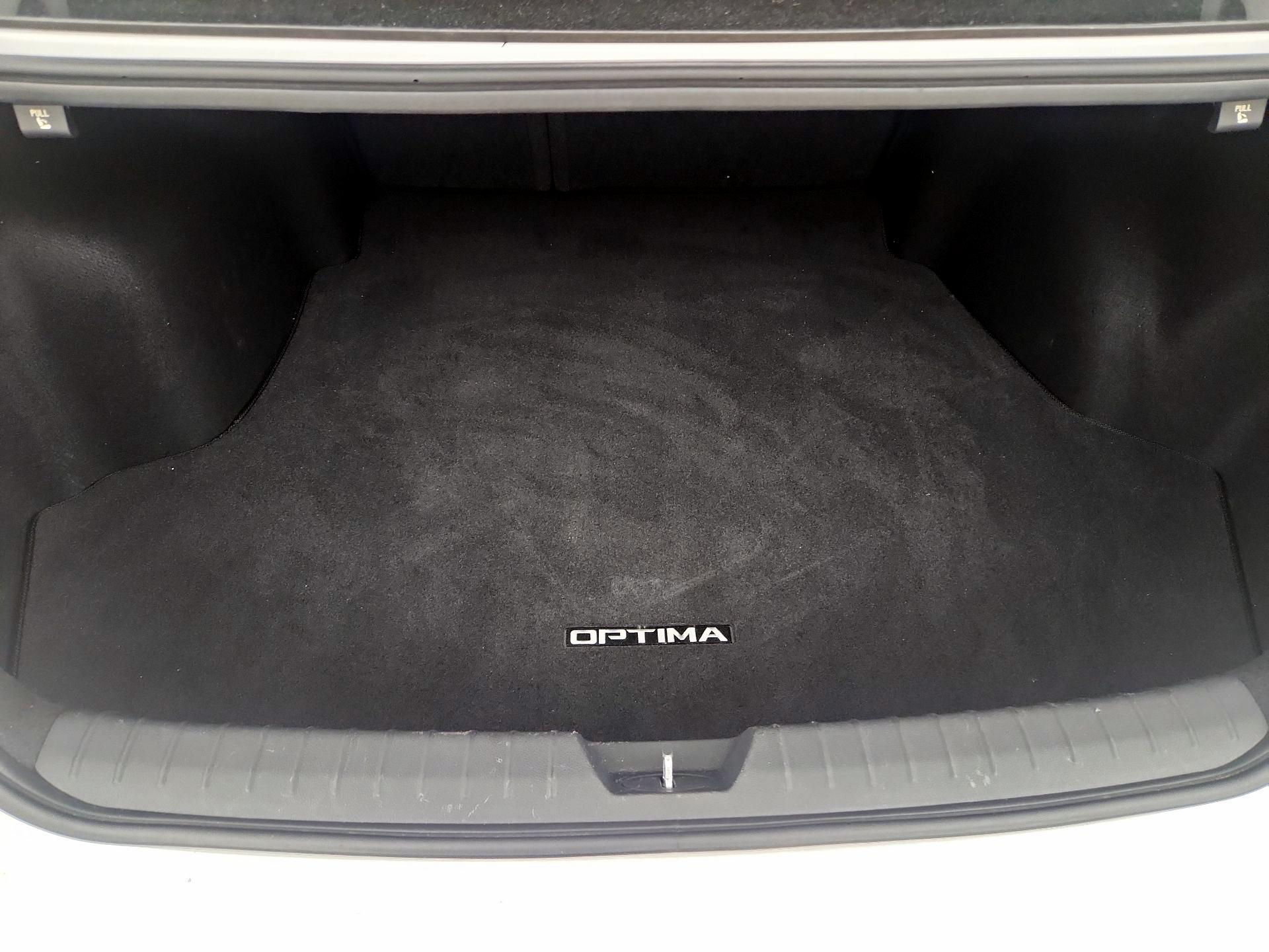 Thumbnail: 2020 Kia Optima - 20