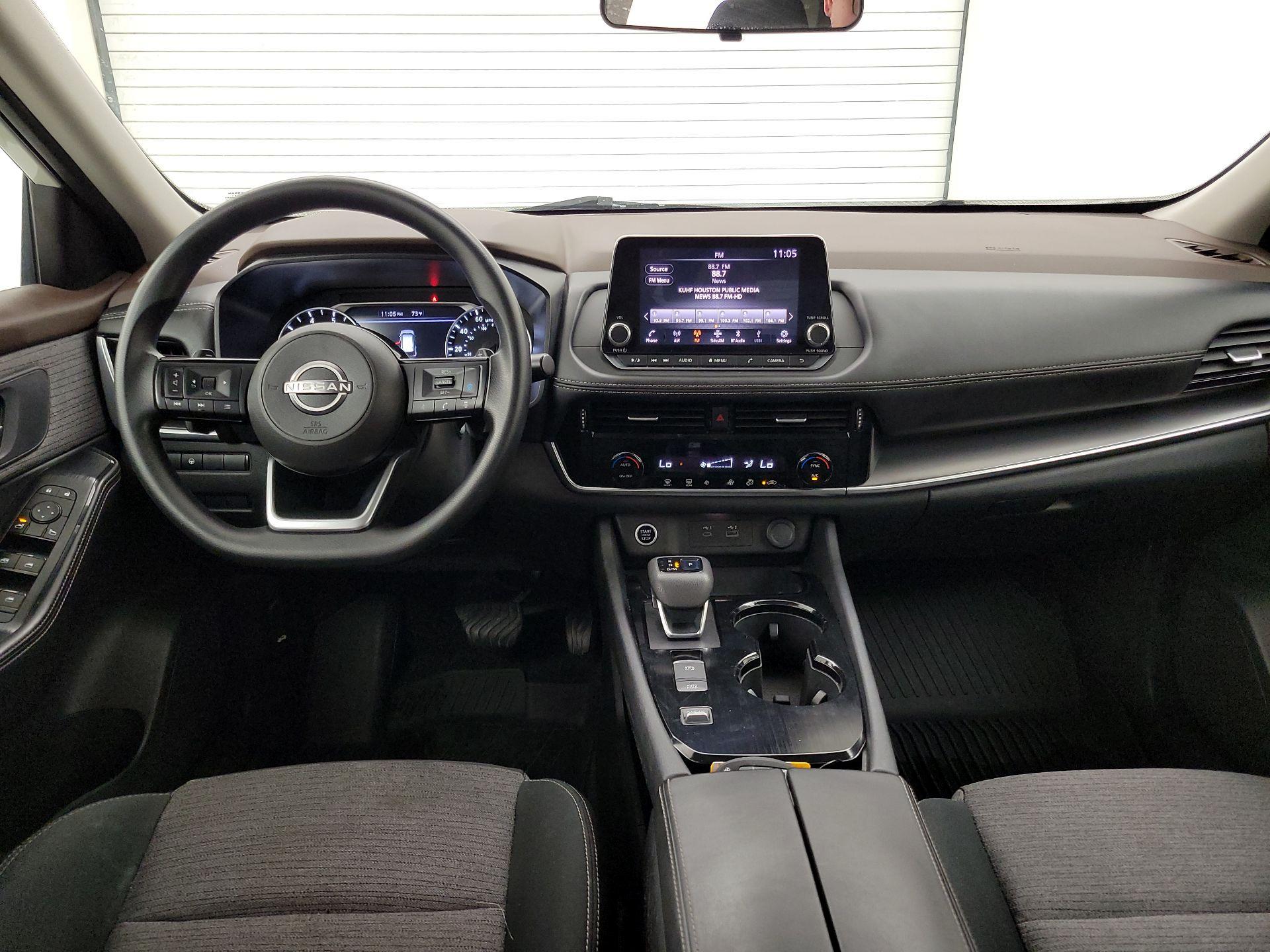 Thumbnail: 2022 Nissan Rogue - 9