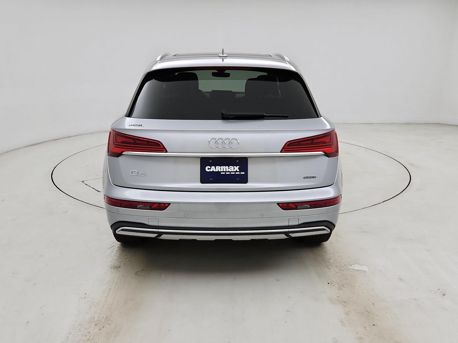 Thumbnail: 2023 Audi Q5 - 6