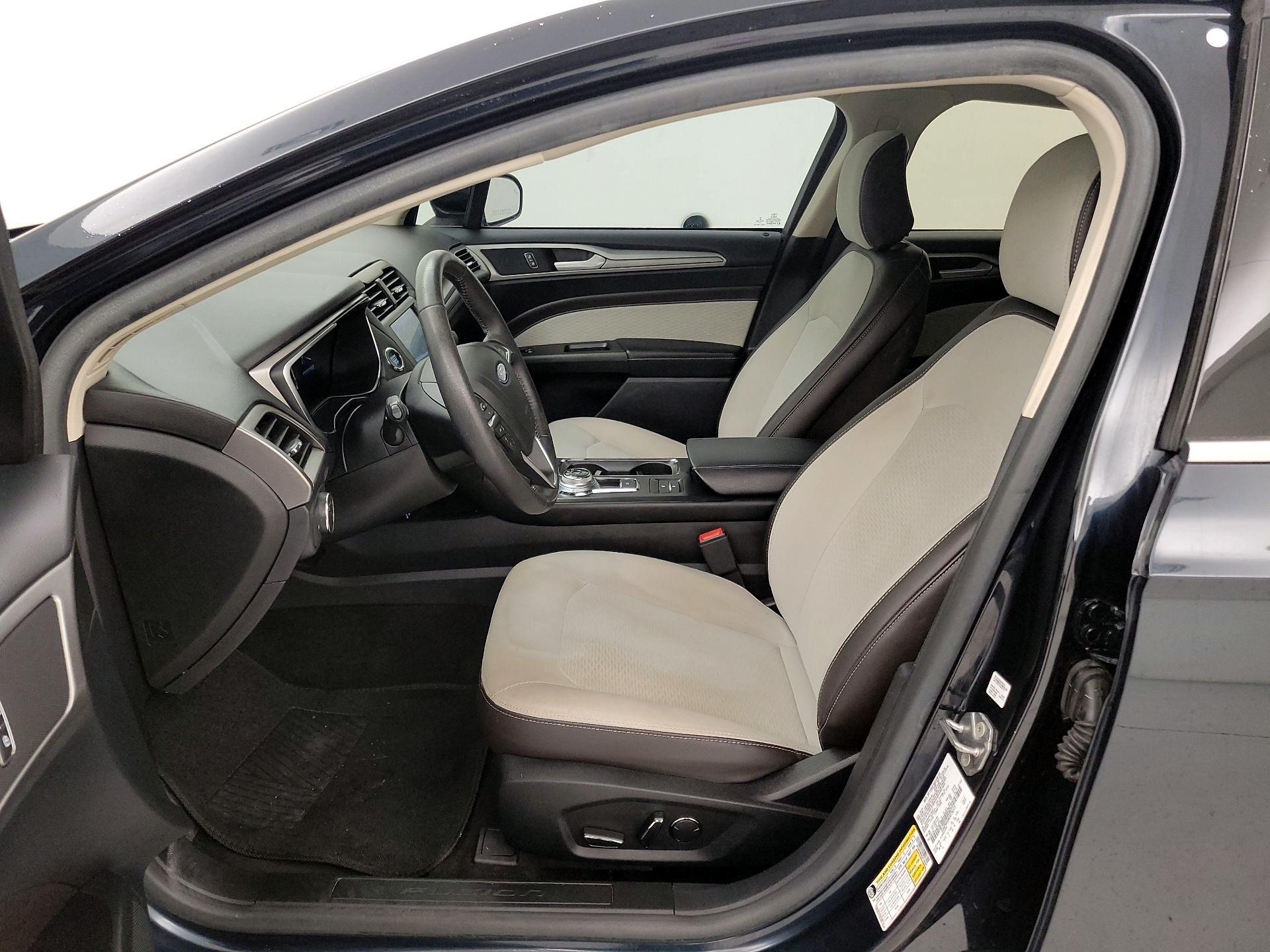 Thumbnail: 2020 Ford Fusion - 11