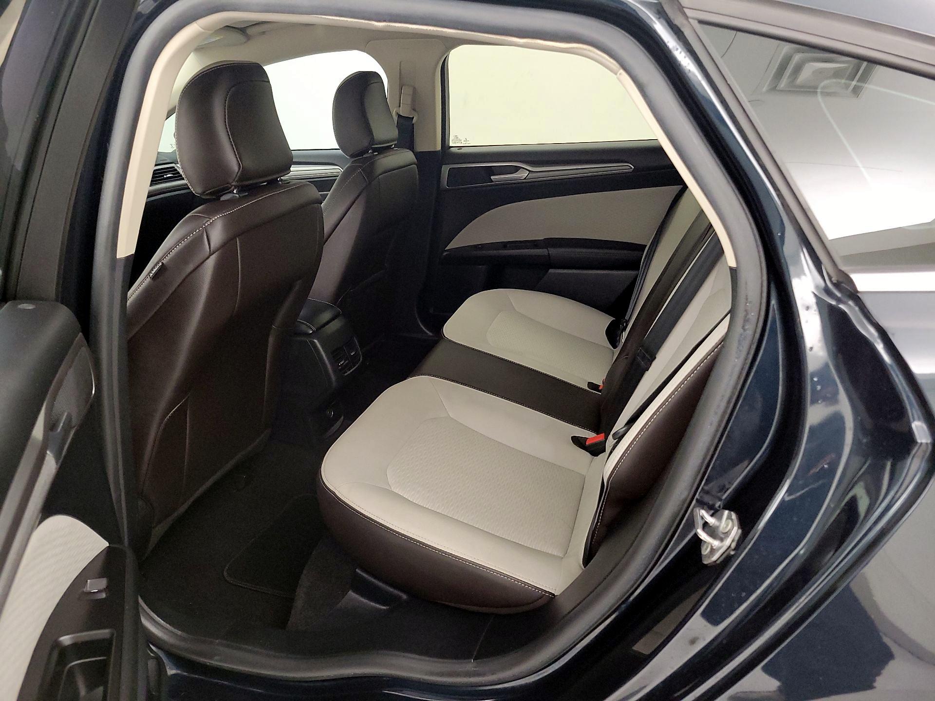 Thumbnail: 2020 Ford Fusion - 20