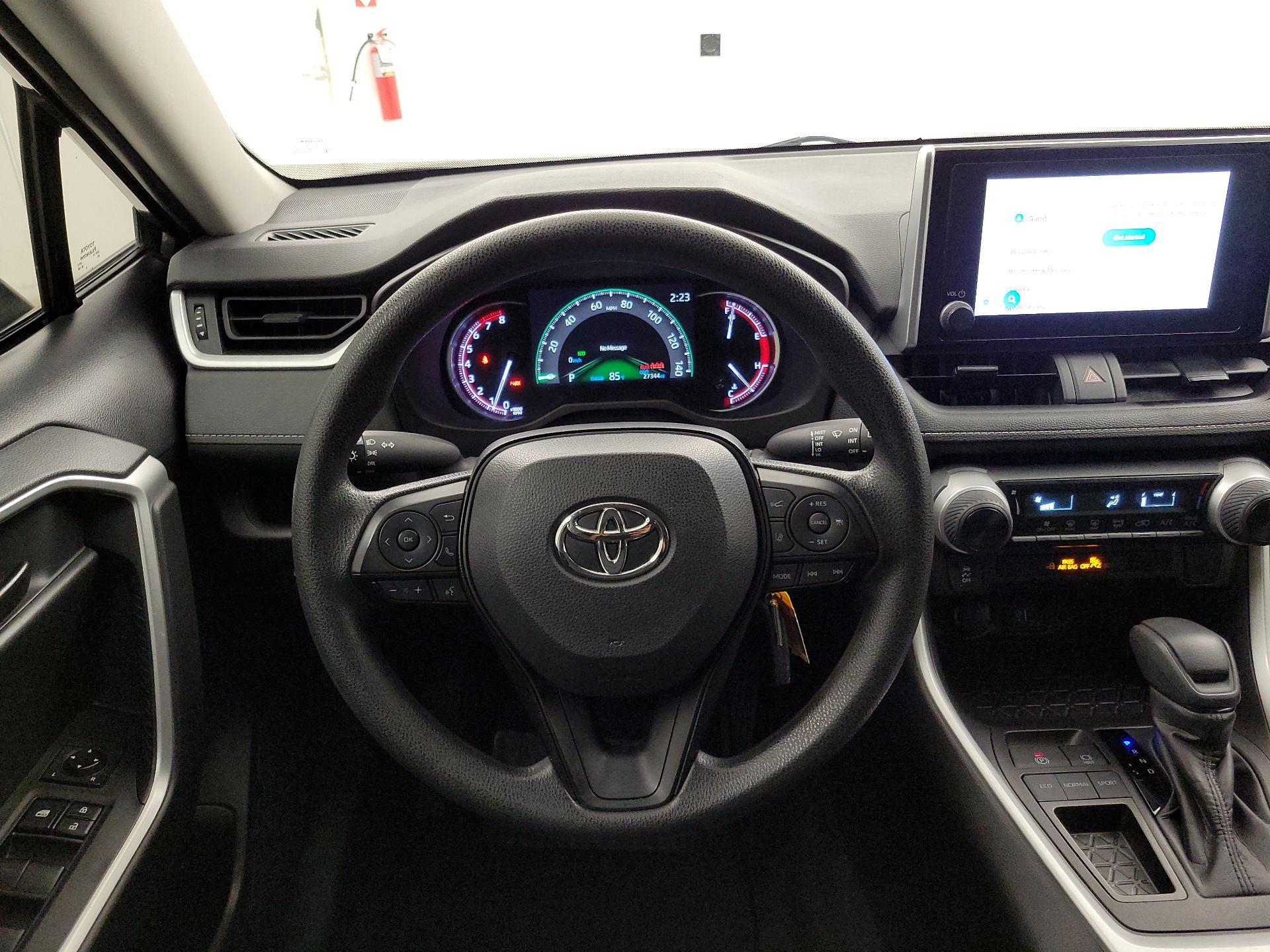 Thumbnail: 2023 Toyota RAV4 - 10