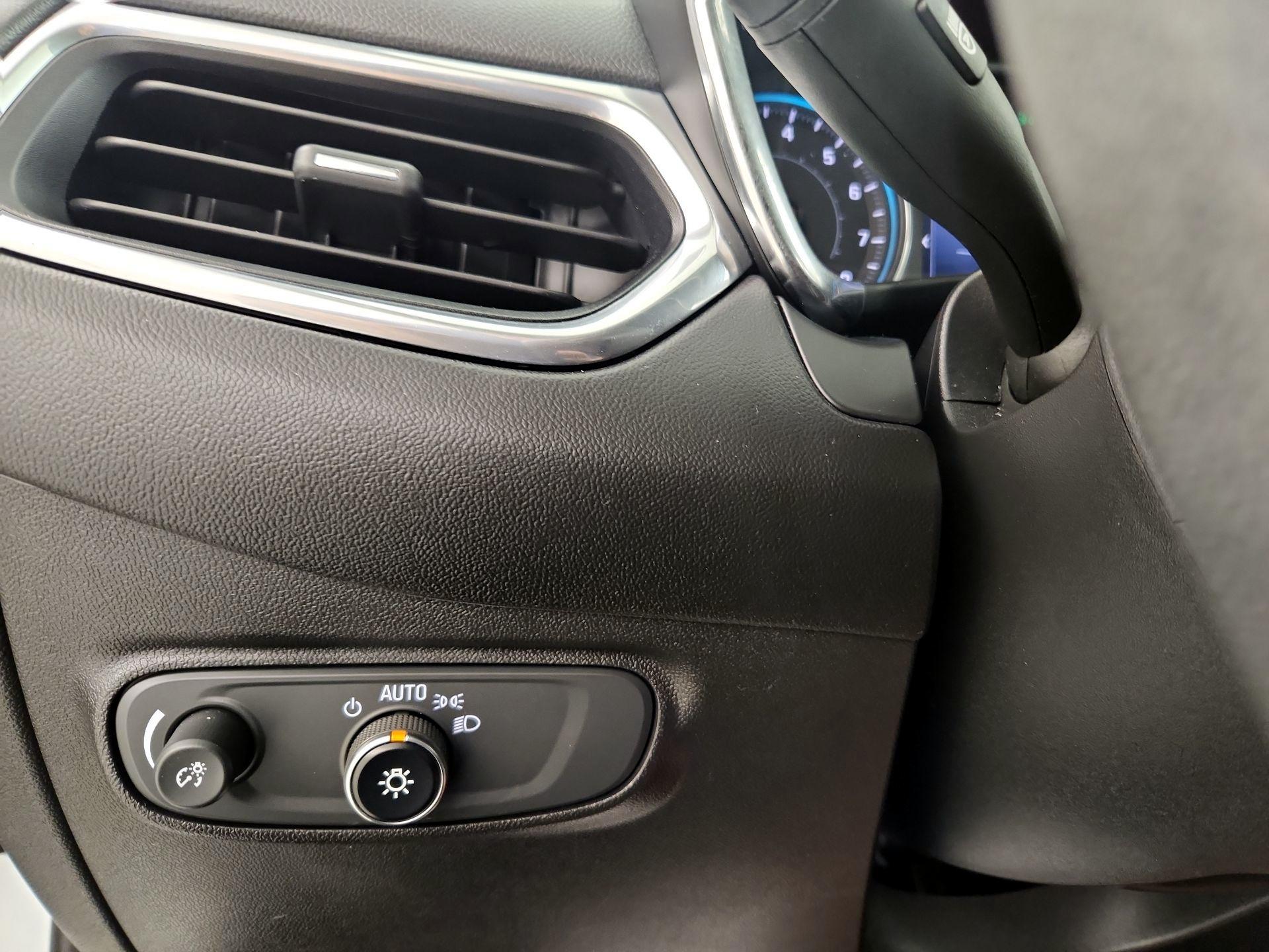 Thumbnail: 2020 Chevrolet Equinox - 13