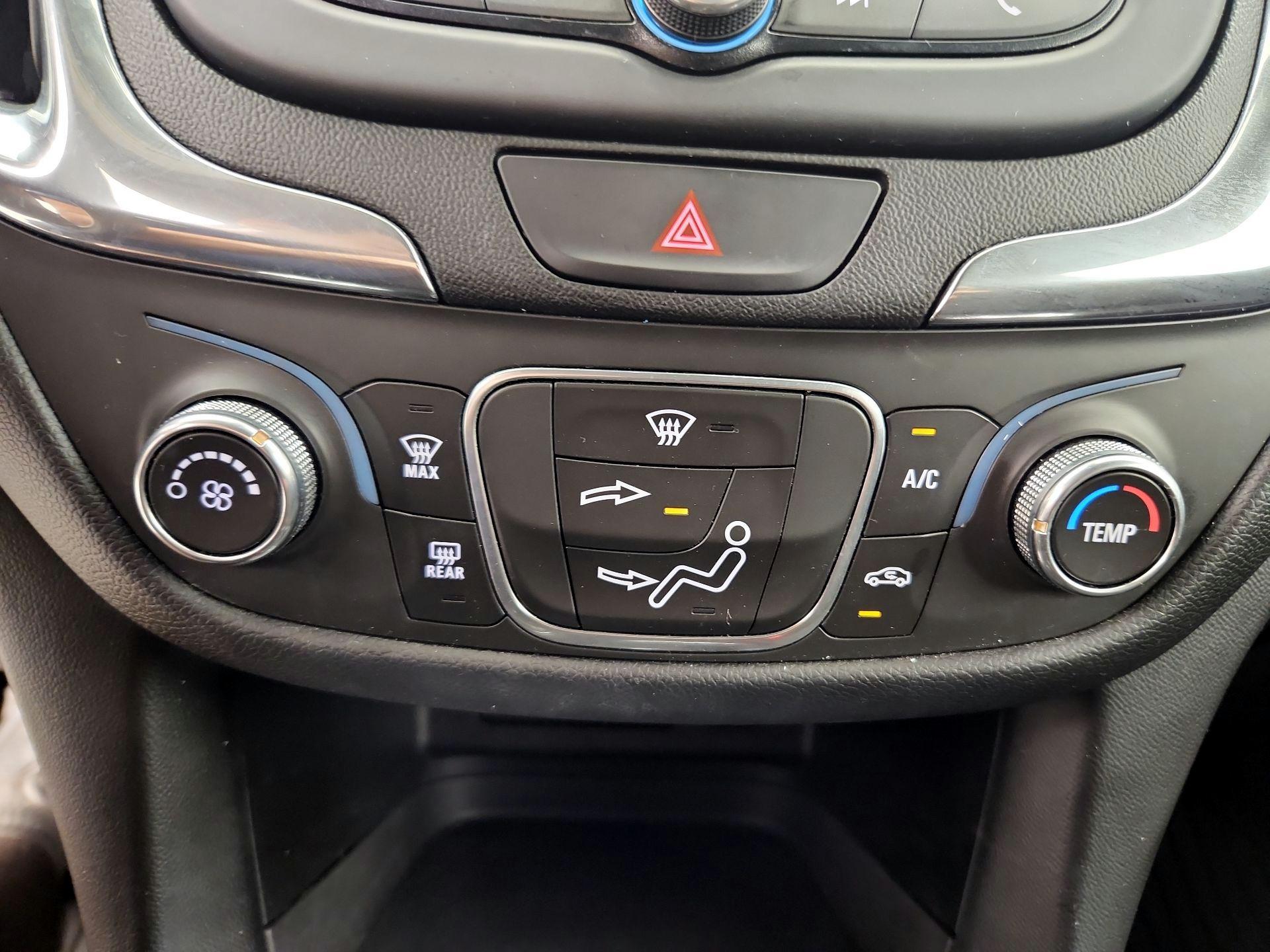Thumbnail: 2020 Chevrolet Equinox - 16