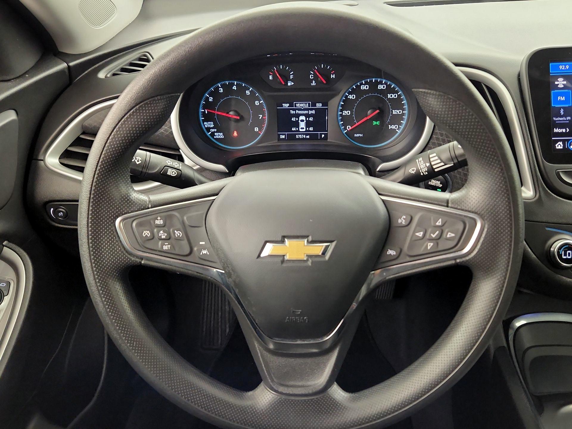 Thumbnail: 2023 Chevrolet Malibu - 10