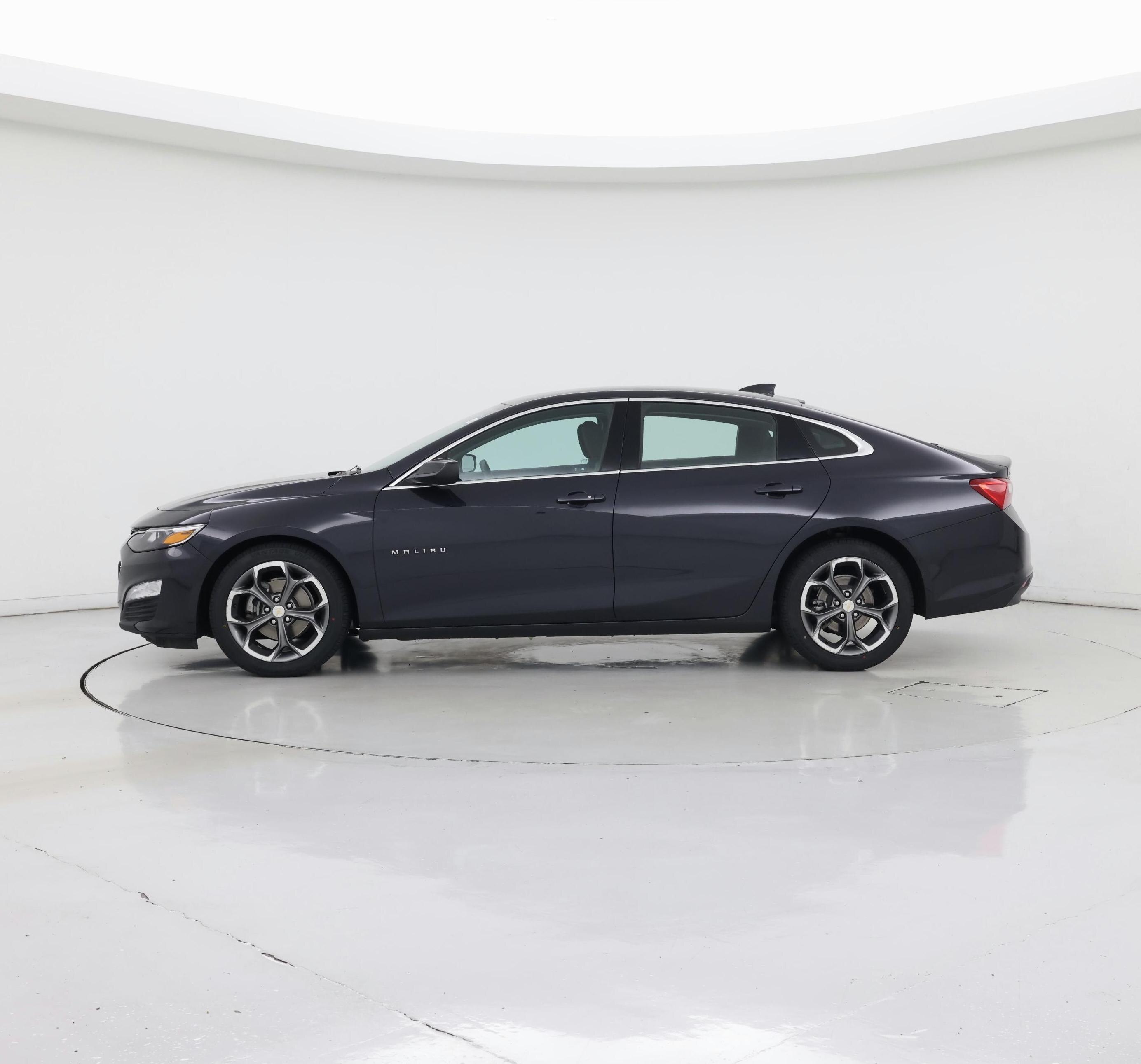 Thumbnail: 2023 Chevrolet Malibu - 3