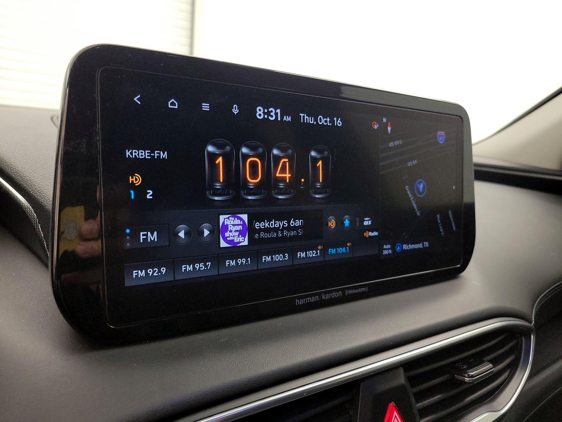 Thumbnail: 2022 Hyundai Santa Fe - 16