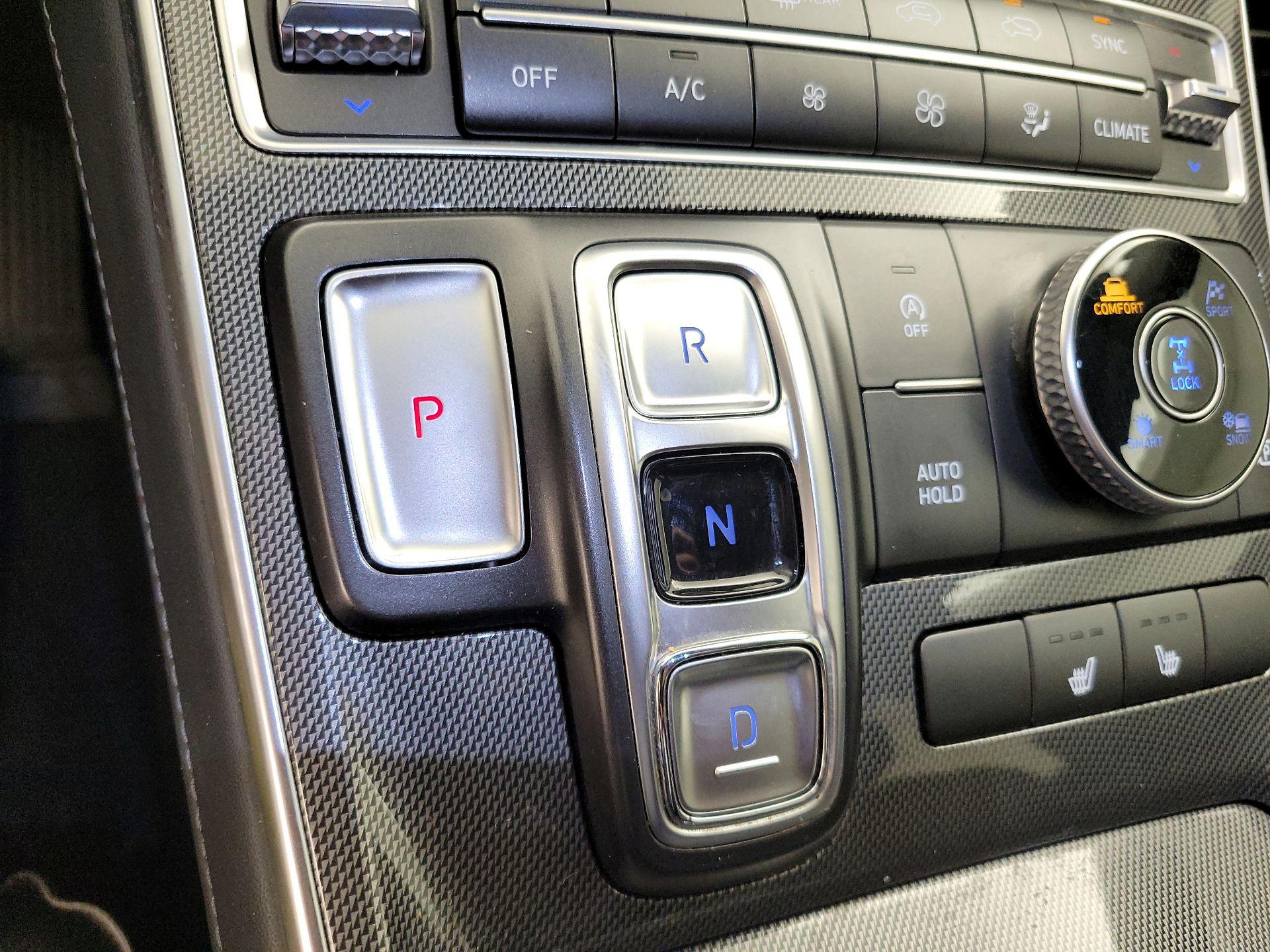 Thumbnail: 2022 Hyundai Santa Fe - 18