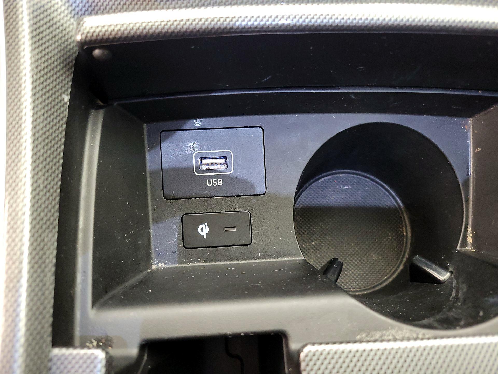 Thumbnail: 2022 Hyundai Santa Fe - 19