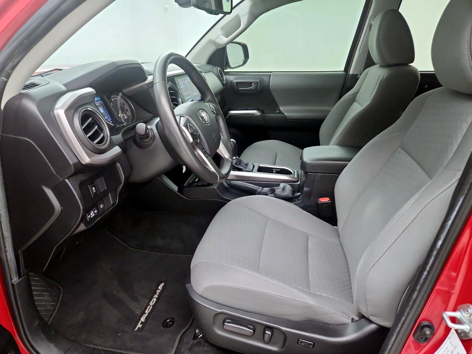 Thumbnail: 2022 Toyota Tacoma - 11