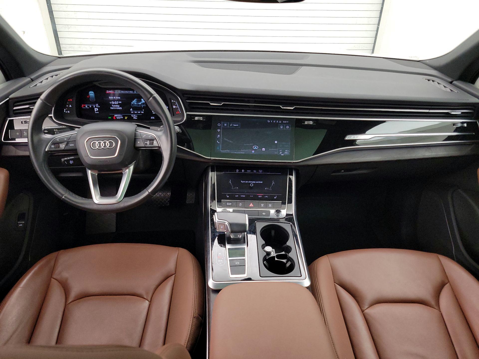 Thumbnail: 2021 Audi Q7 - 9