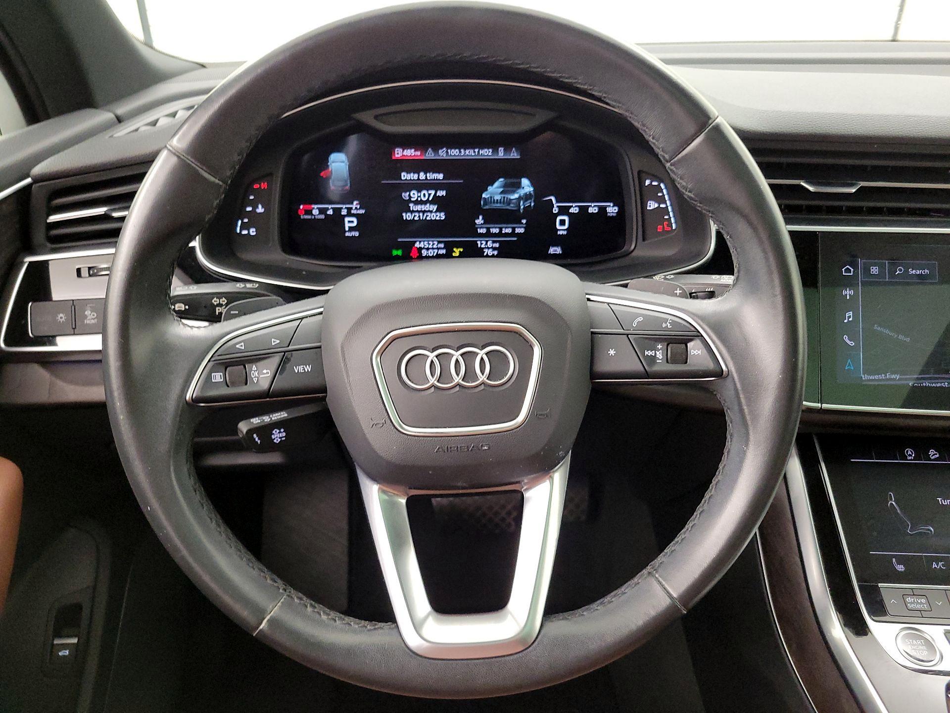 Thumbnail: 2021 Audi Q7 - 10