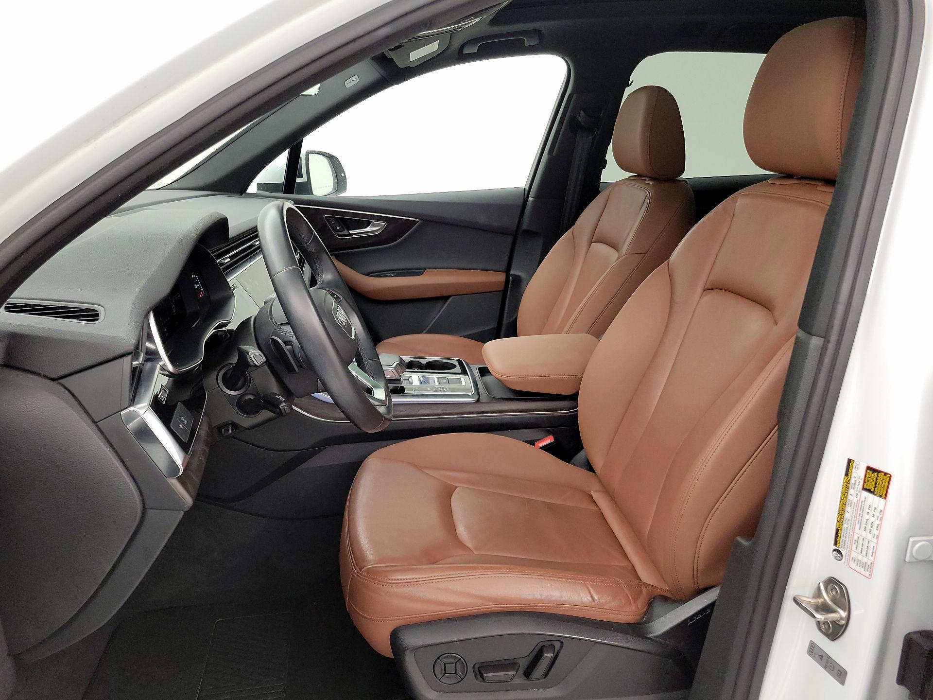 Thumbnail: 2021 Audi Q7 - 11