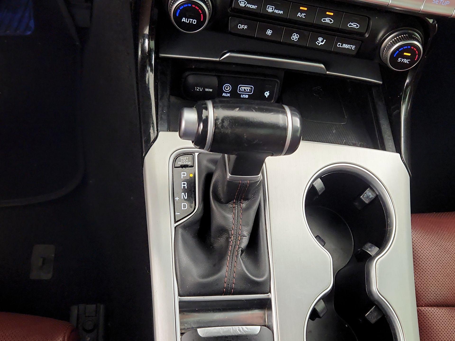 Thumbnail: 2020 Kia Stinger - 18