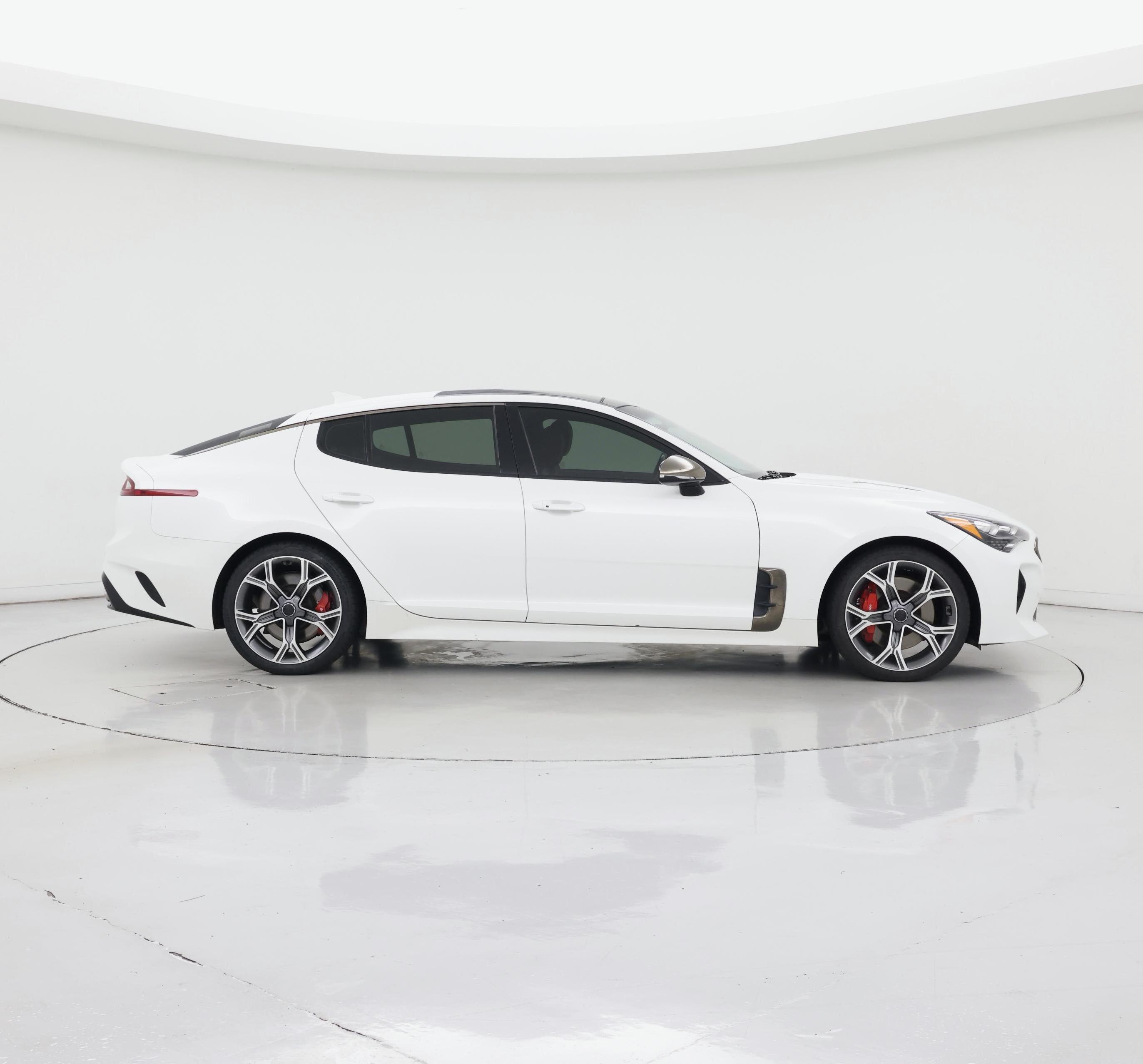 Thumbnail: 2020 Kia Stinger - 7