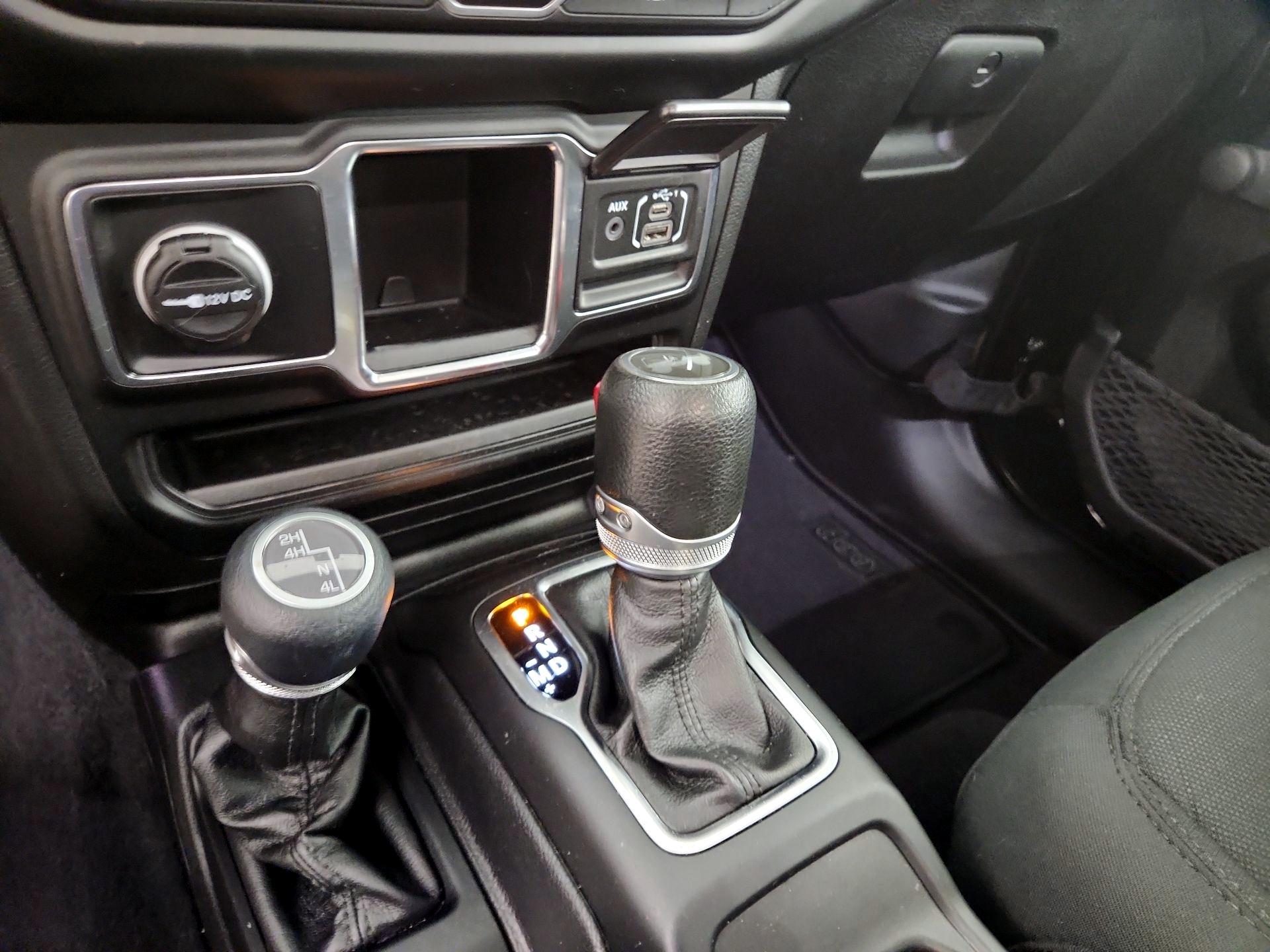 Thumbnail: 2023 Jeep Wrangler - 17