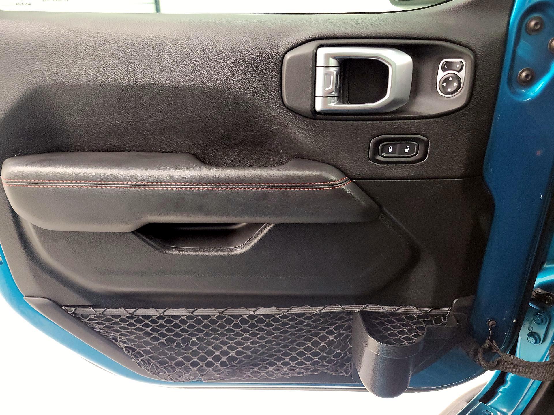 Thumbnail: 2020 Jeep Wrangler - 12