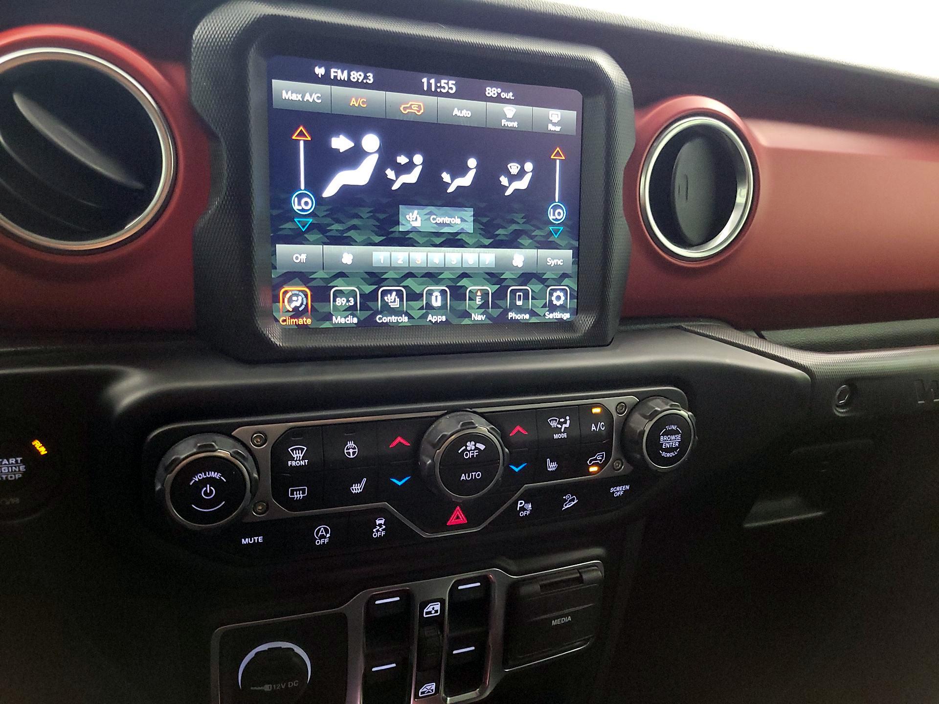 Thumbnail: 2020 Jeep Wrangler - 17