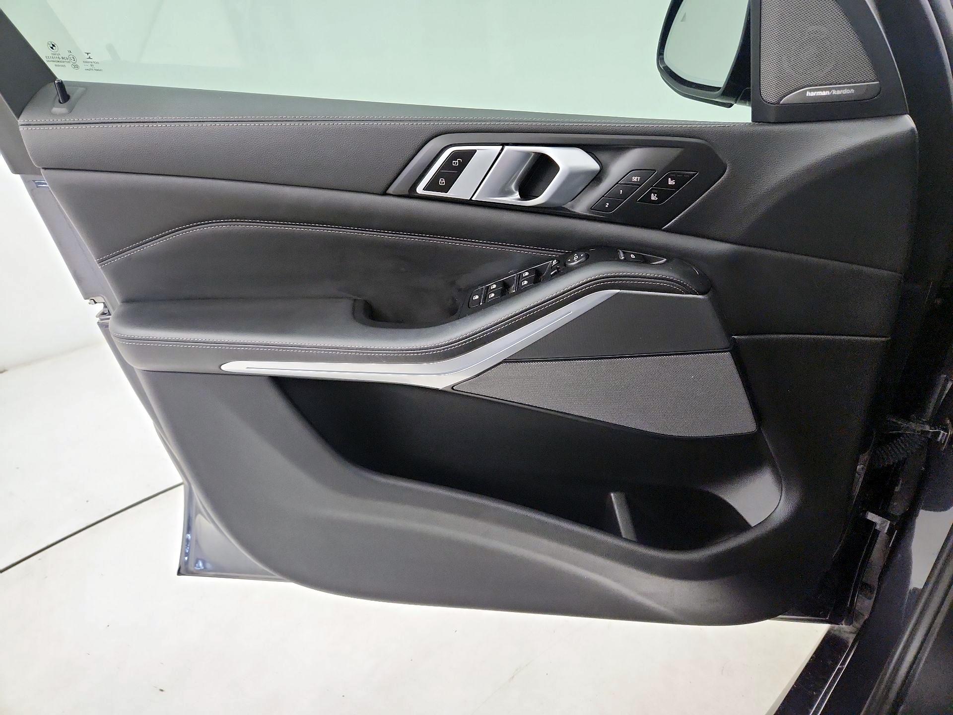 Thumbnail: 2020 BMW X5 - 12