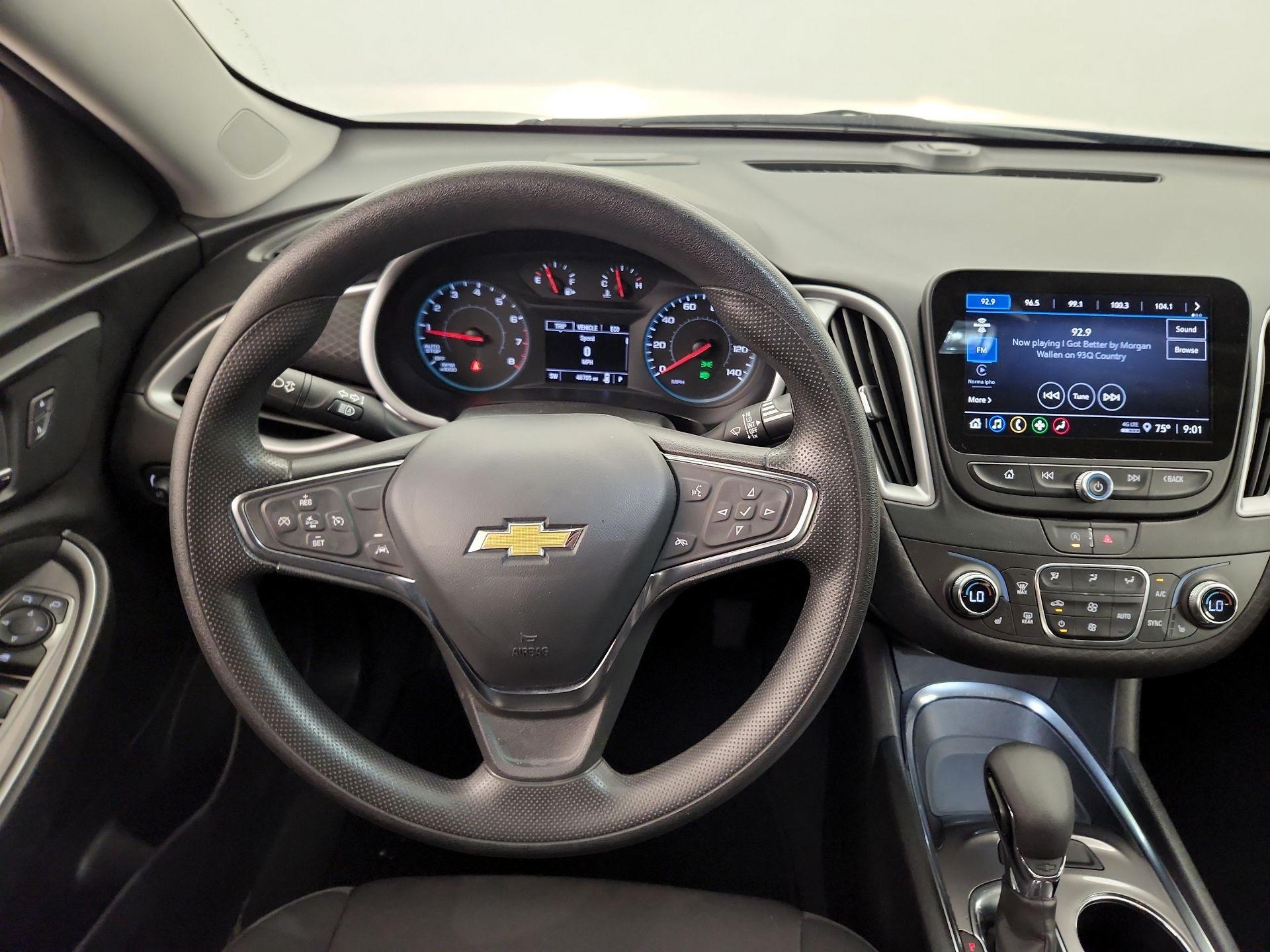 Thumbnail: 2023 Chevrolet Malibu - 10