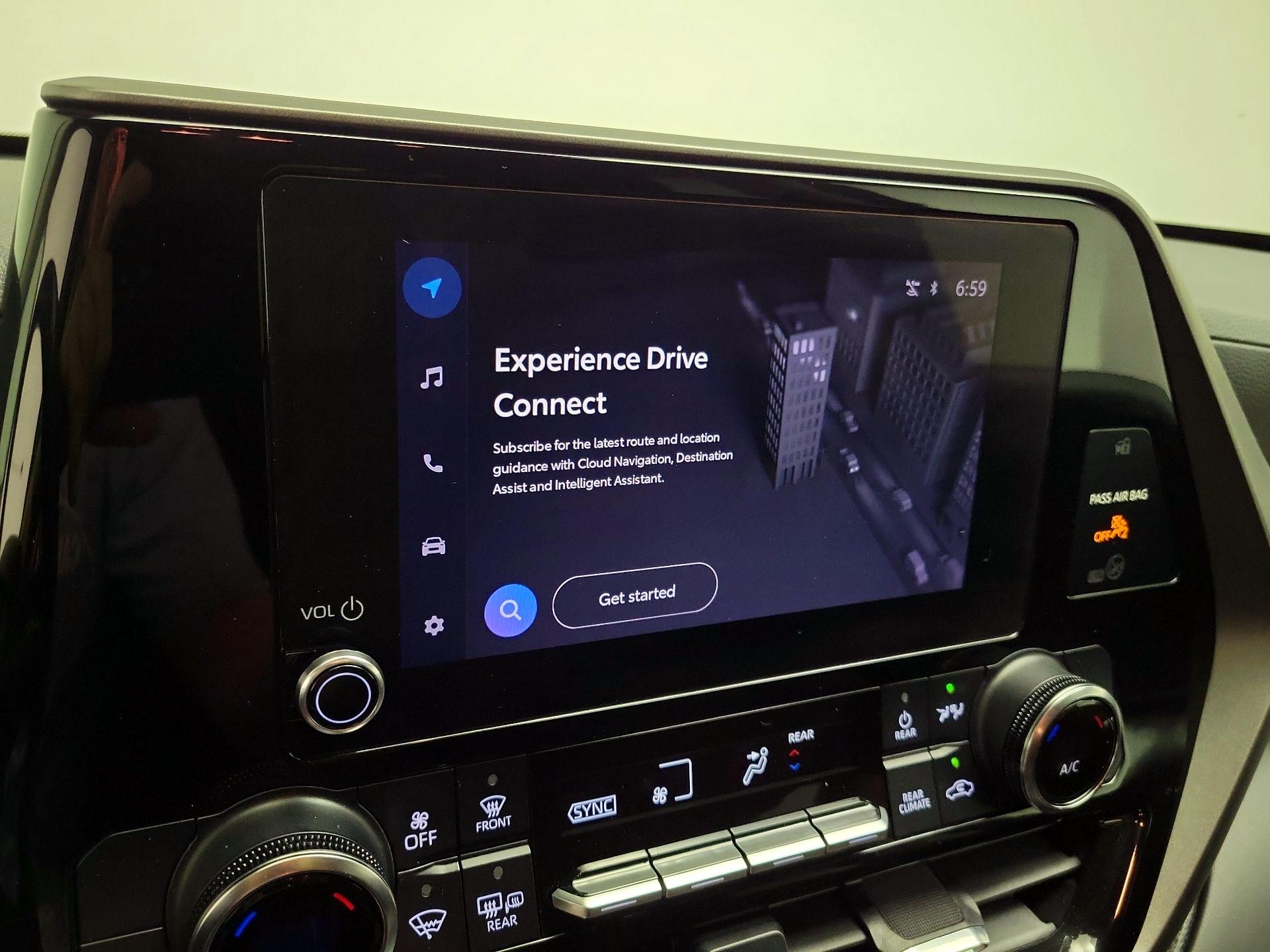 Thumbnail: 2023 Toyota Highlander - 14