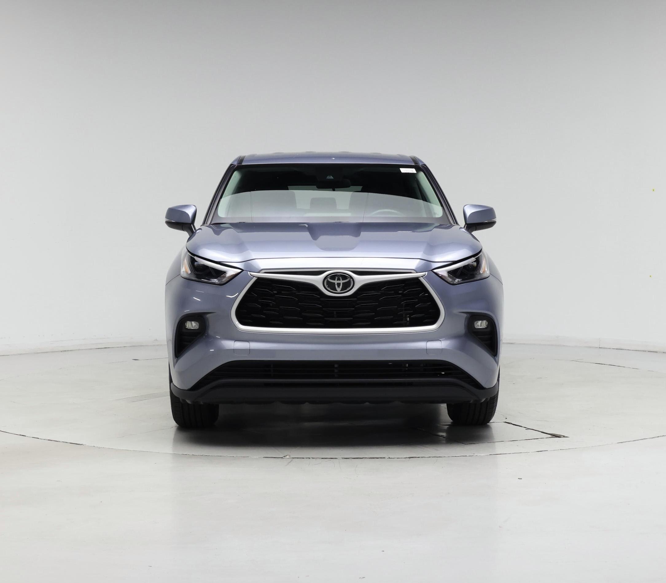 Thumbnail: 2023 Toyota Highlander - 5