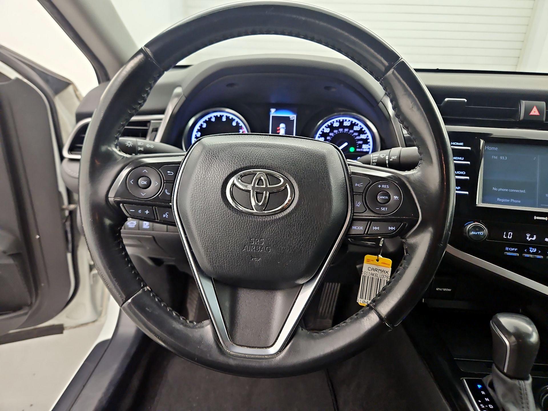 Thumbnail: 2020 Toyota Camry - 10