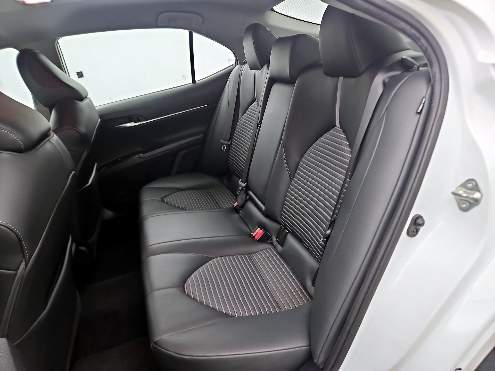 Thumbnail: 2020 Toyota Camry - 19