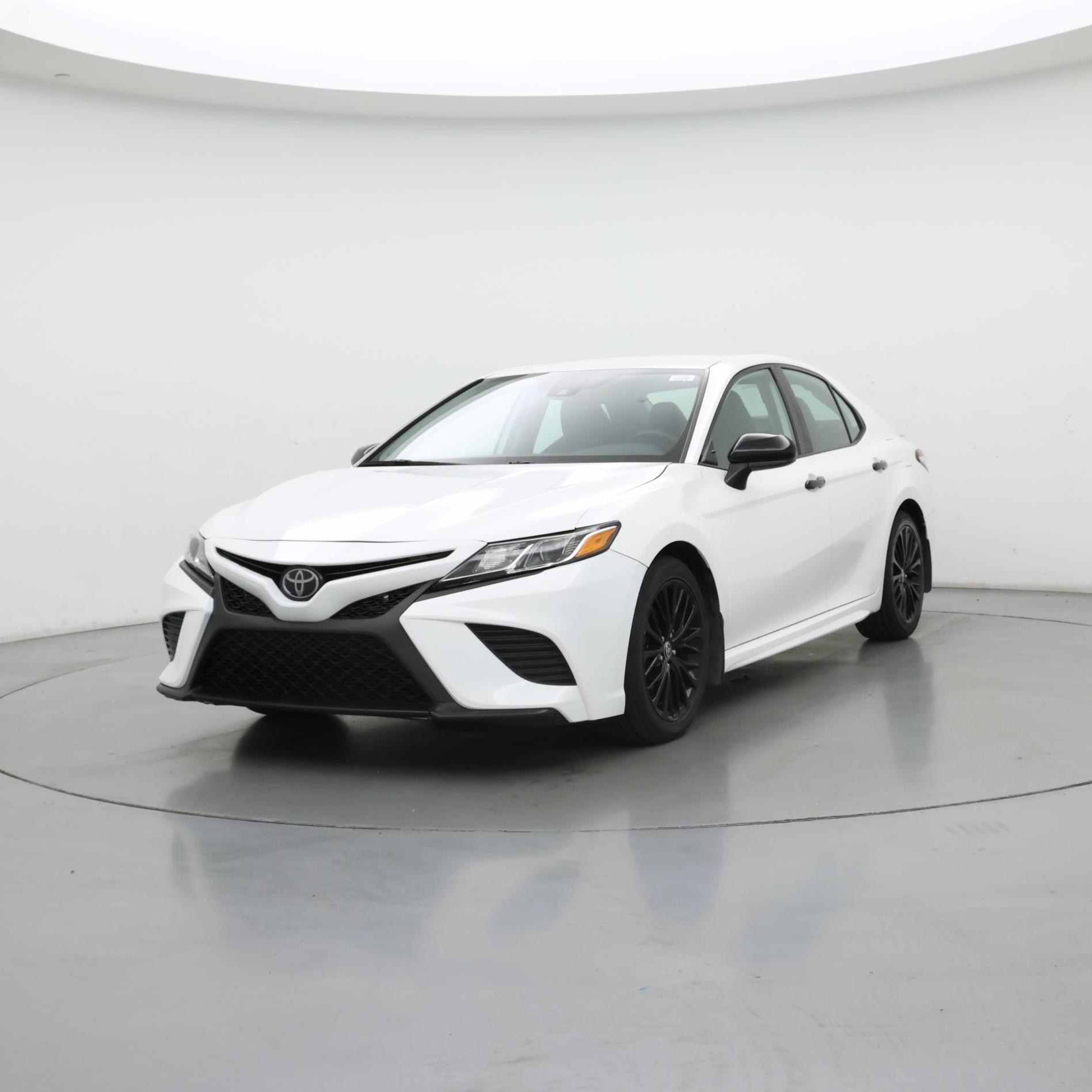 Thumbnail: 2020 Toyota Camry - 4