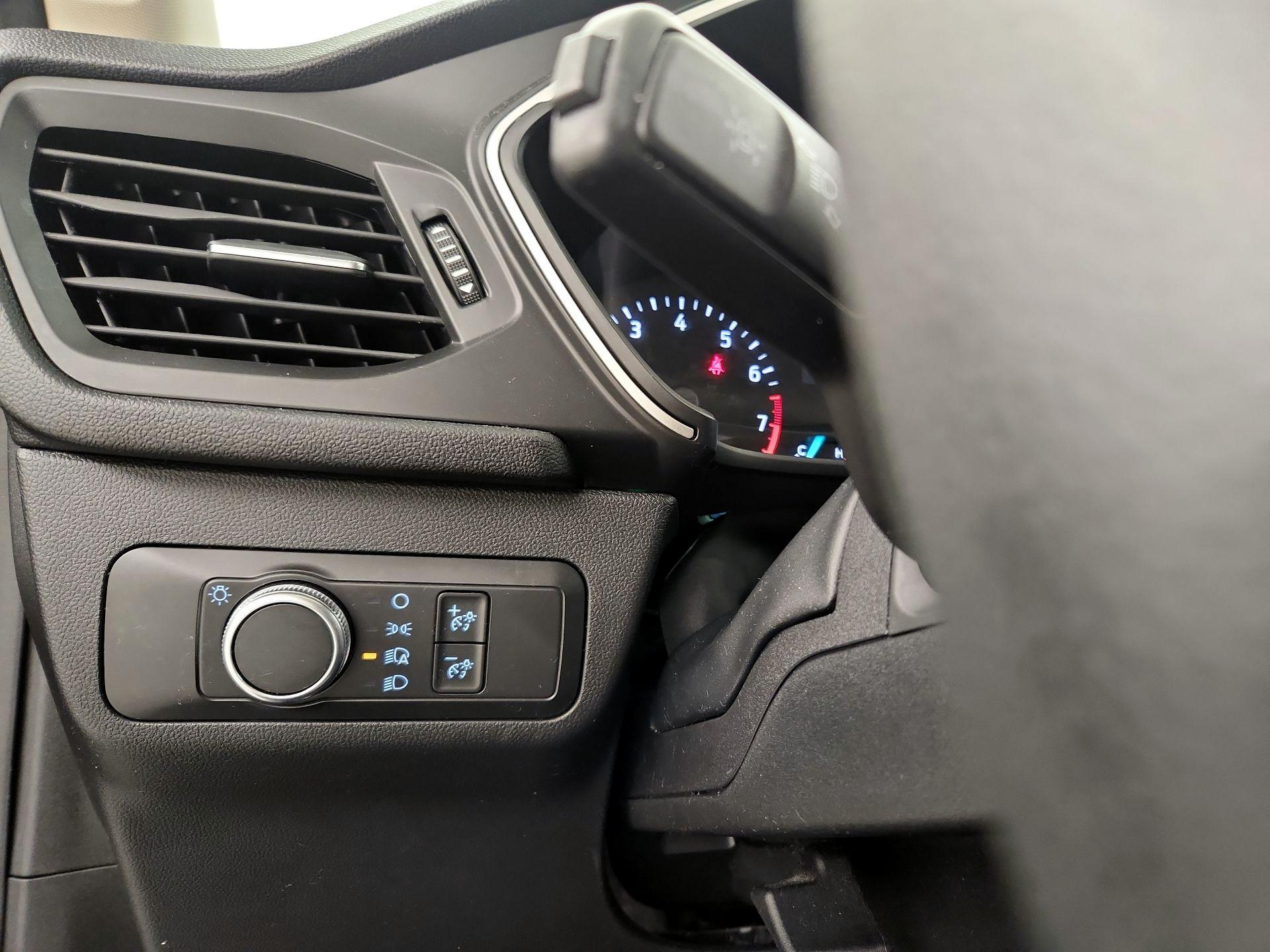 Thumbnail: 2020 Ford Escape - 13
