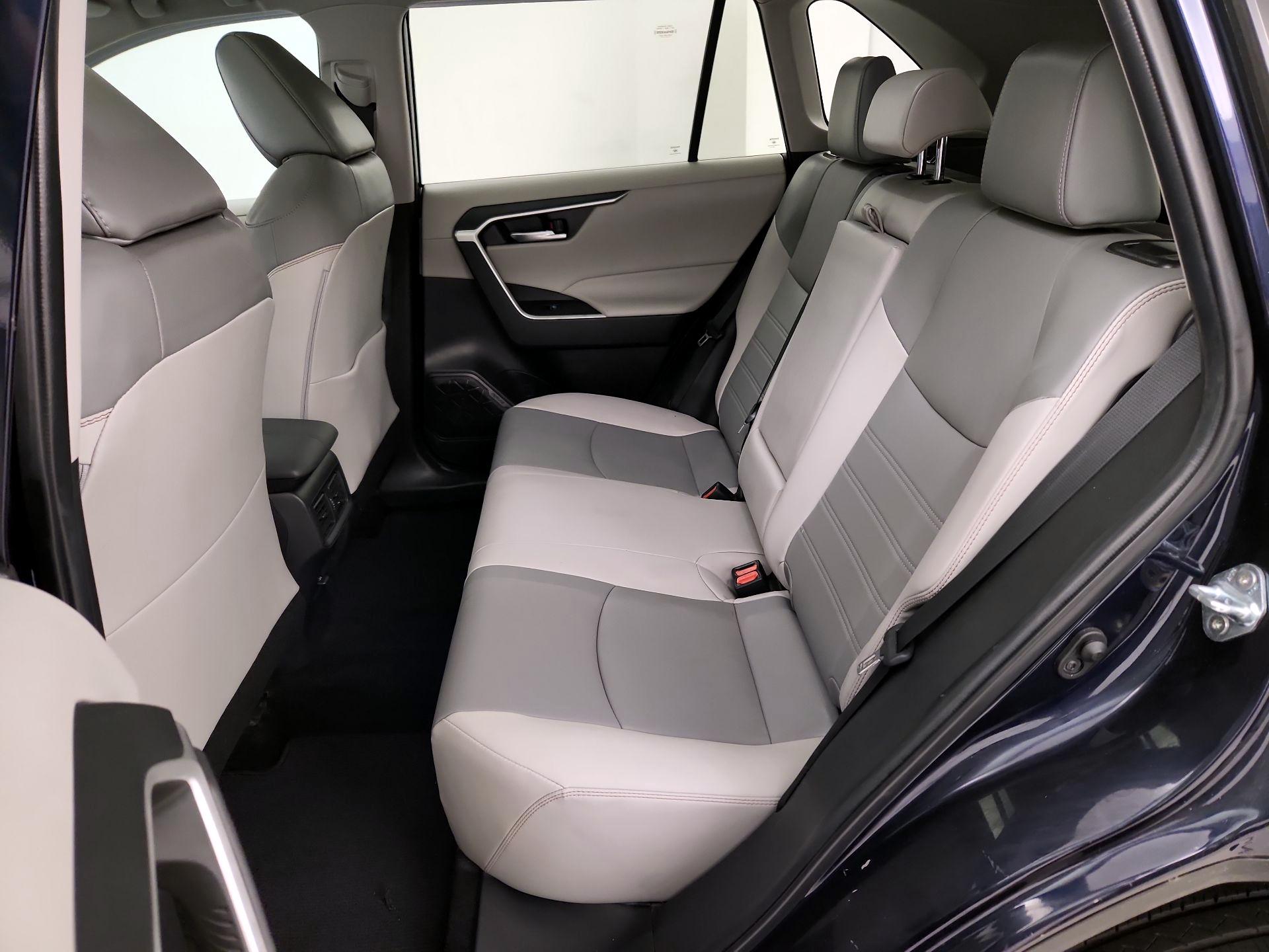 Thumbnail: 2023 Toyota RAV4 - 20