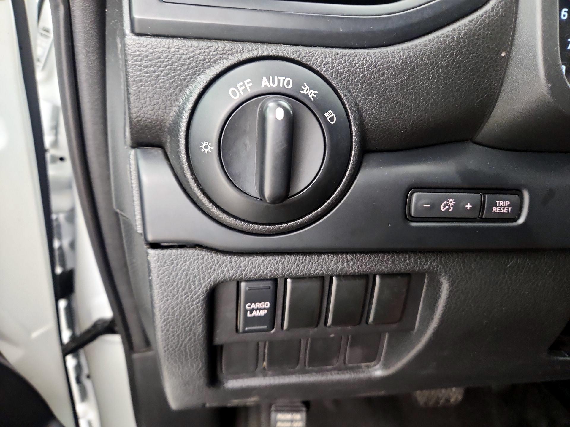 Thumbnail: 2020 Nissan Titan - 13