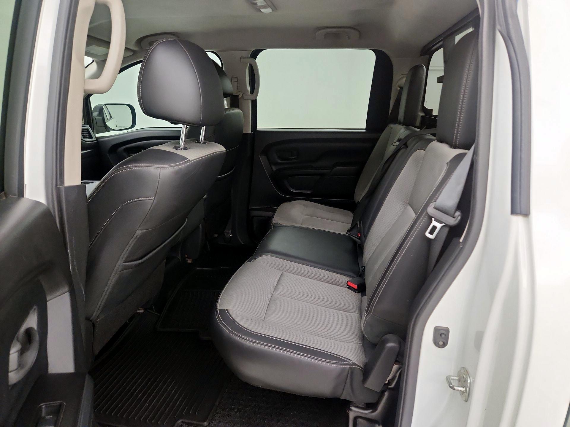 Thumbnail: 2020 Nissan Titan - 19