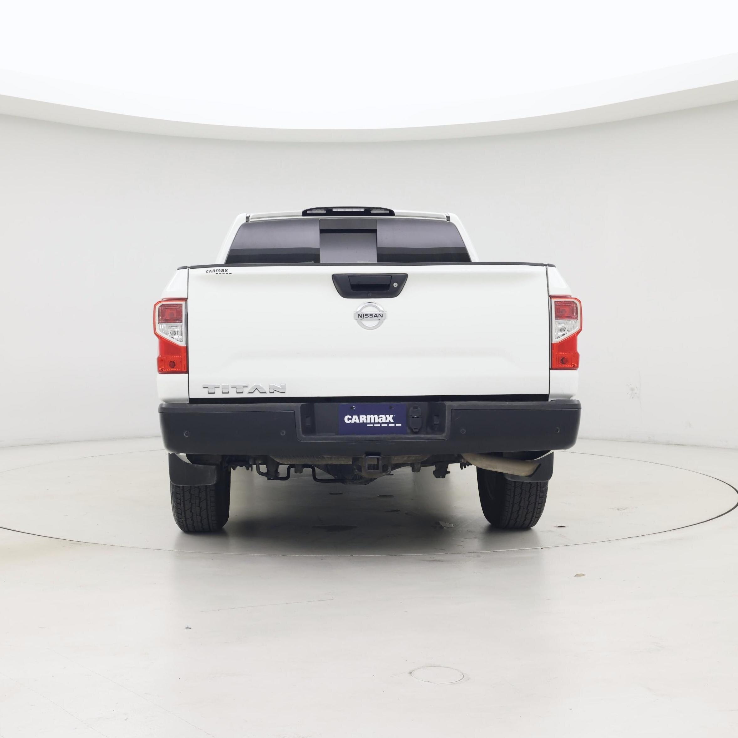 Thumbnail: 2020 Nissan Titan - 6