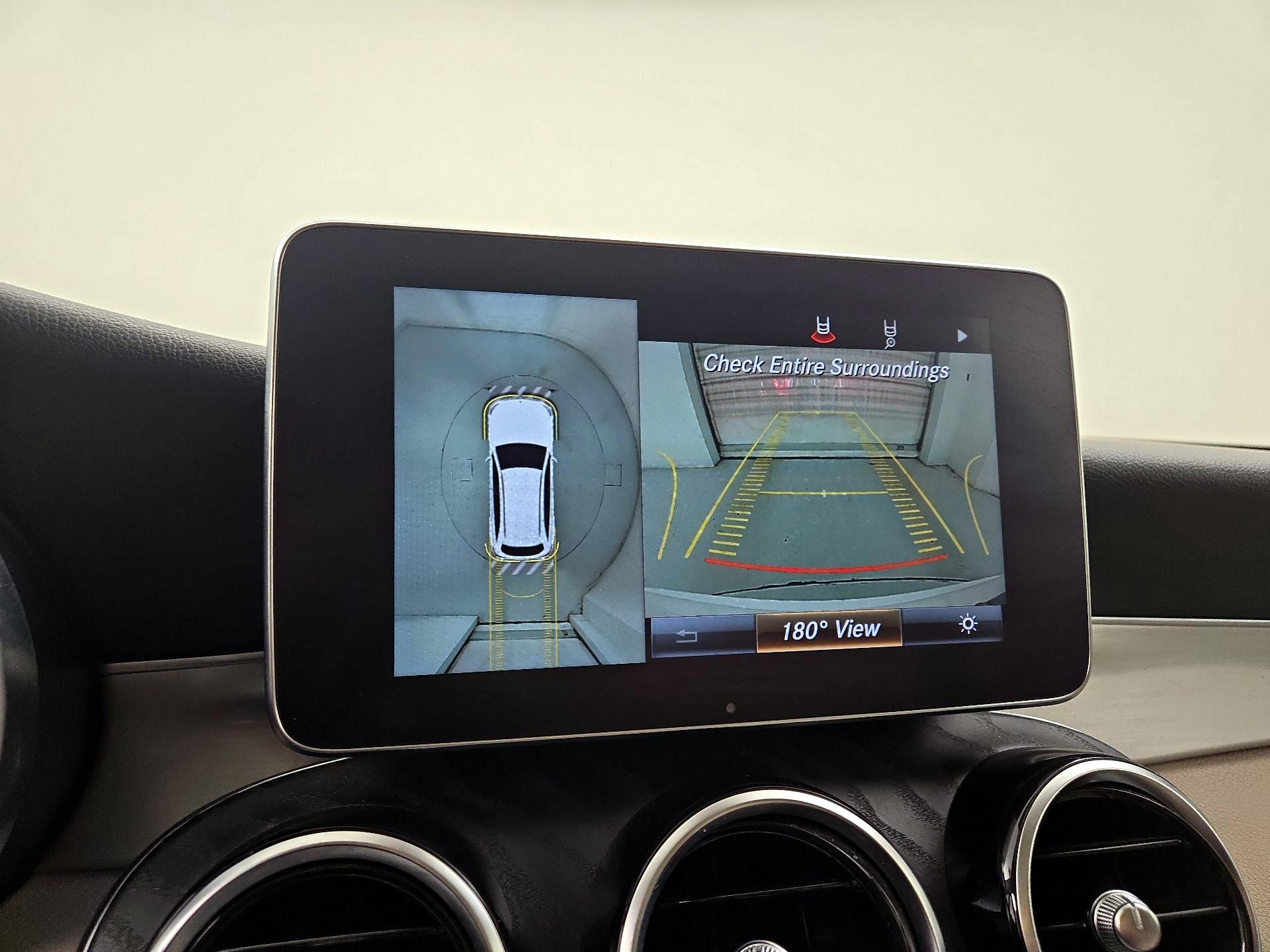 Thumbnail: 2019 Mercedes-Benz GLC - 15