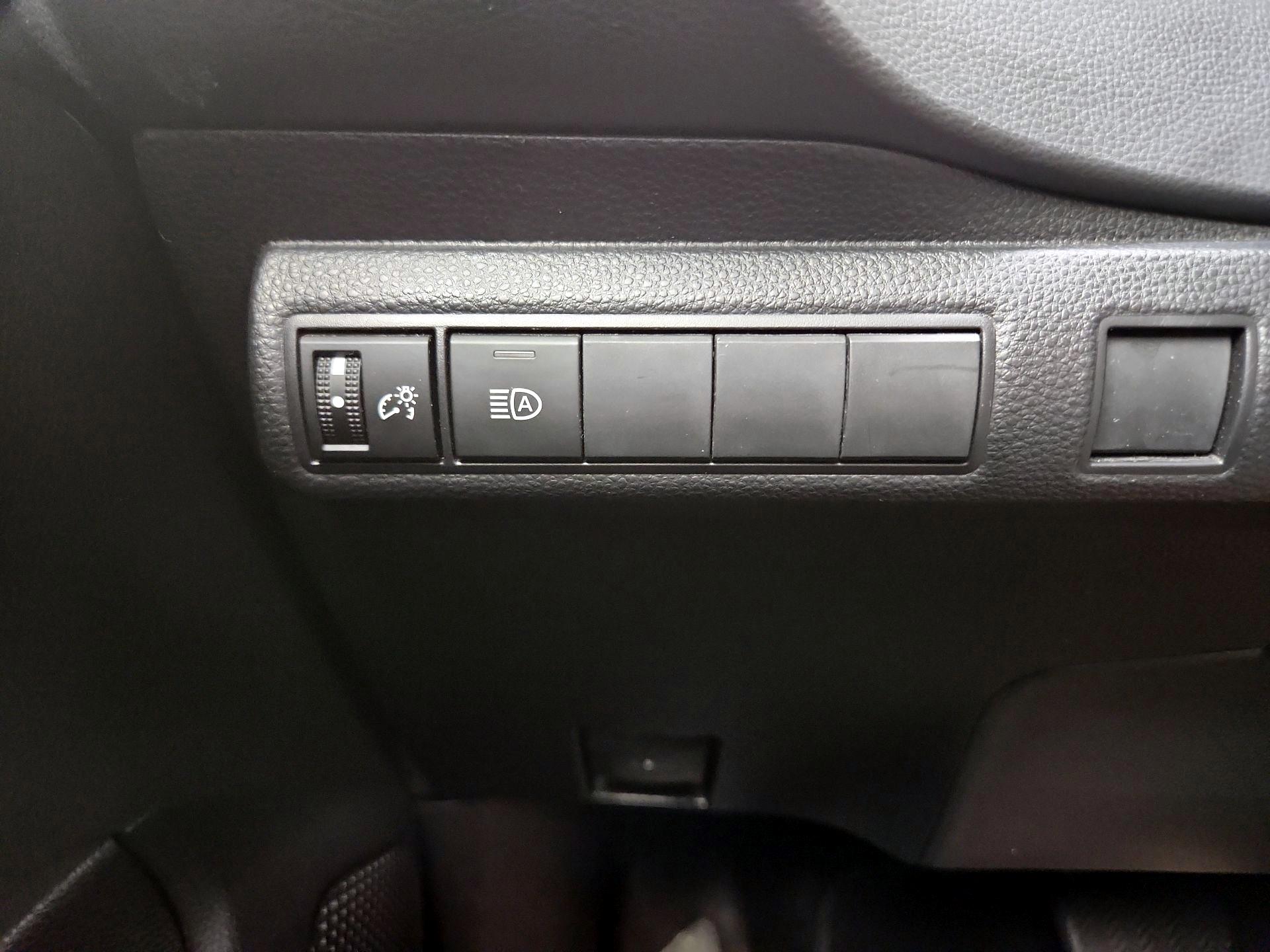 Thumbnail: 2022 Toyota Corolla - 13